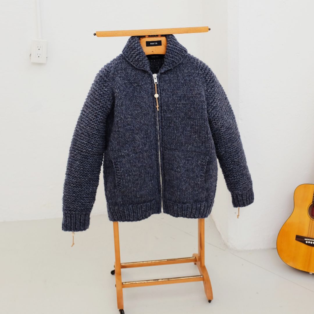Faiz T.S - Handmade Knitwear From Canada