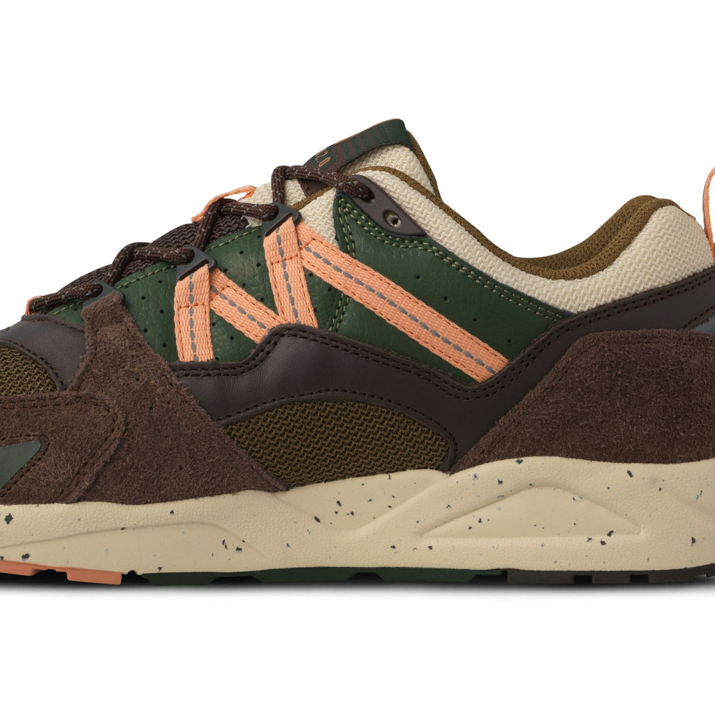 Karhu Fusion 2.0 Trainers - Shaved Chocolate/Peach Bloom