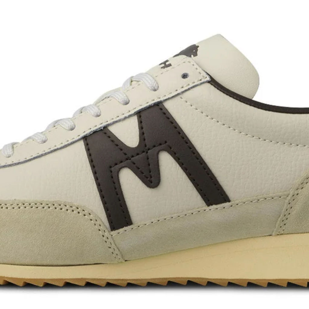 Karhu Mestari 76 Trainers - Gravel/Chocolate Torte