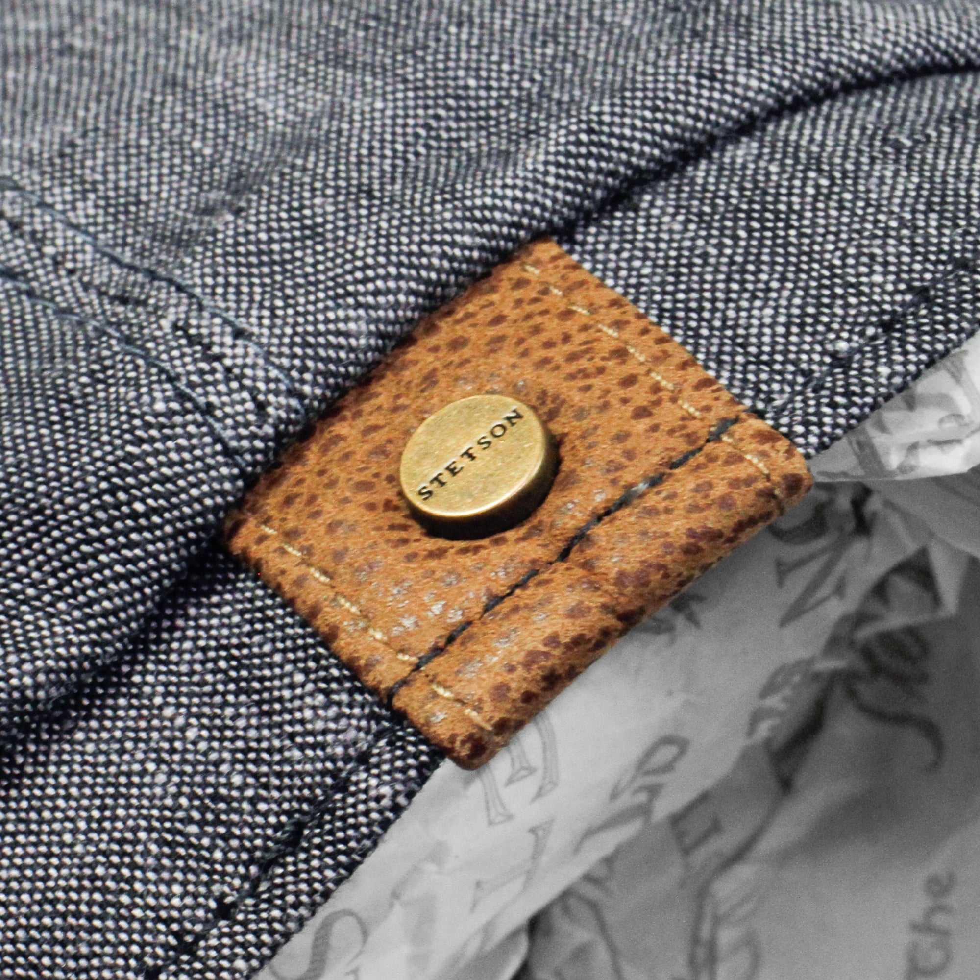 Hatteras Linen Newsboy Cap- Navy