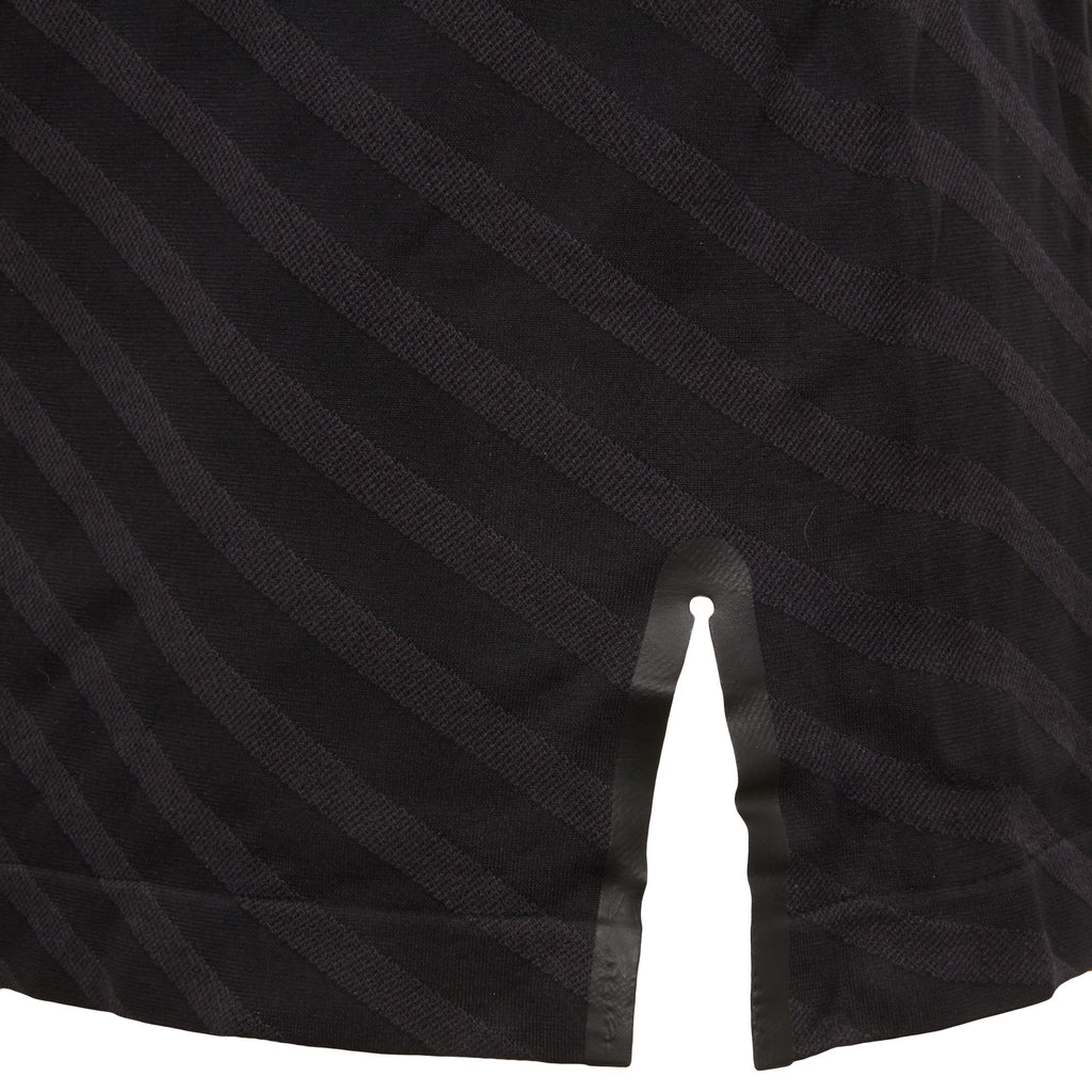 Performance Black Seamless Short Sleeve T-Shirt
