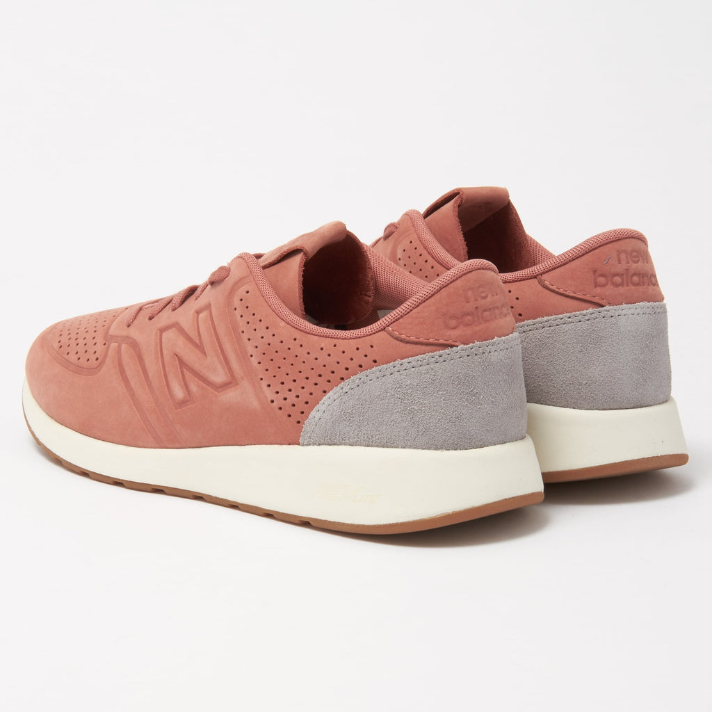 Salmon MRL420 Sneakers