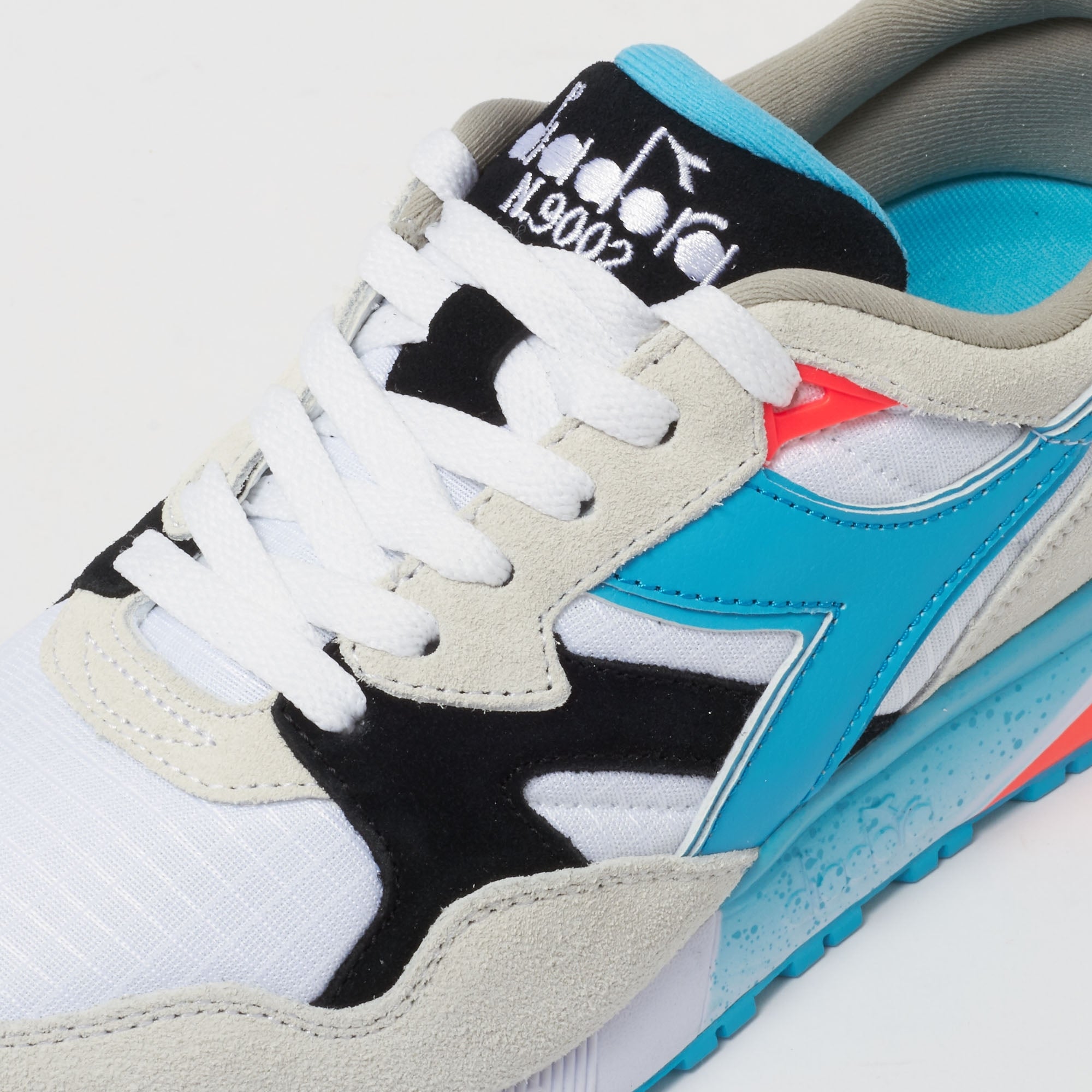 Diadora N9002 - White & Sea