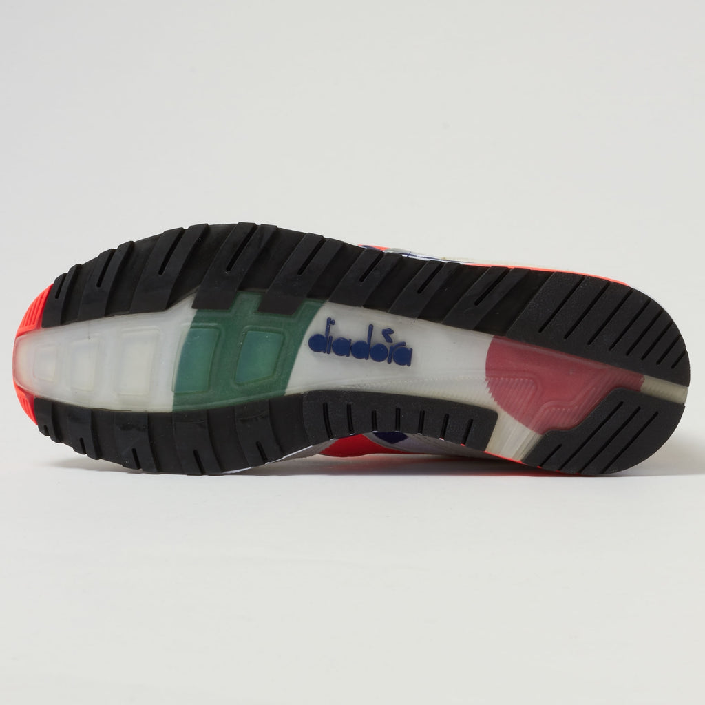 Diadora N9002 - White