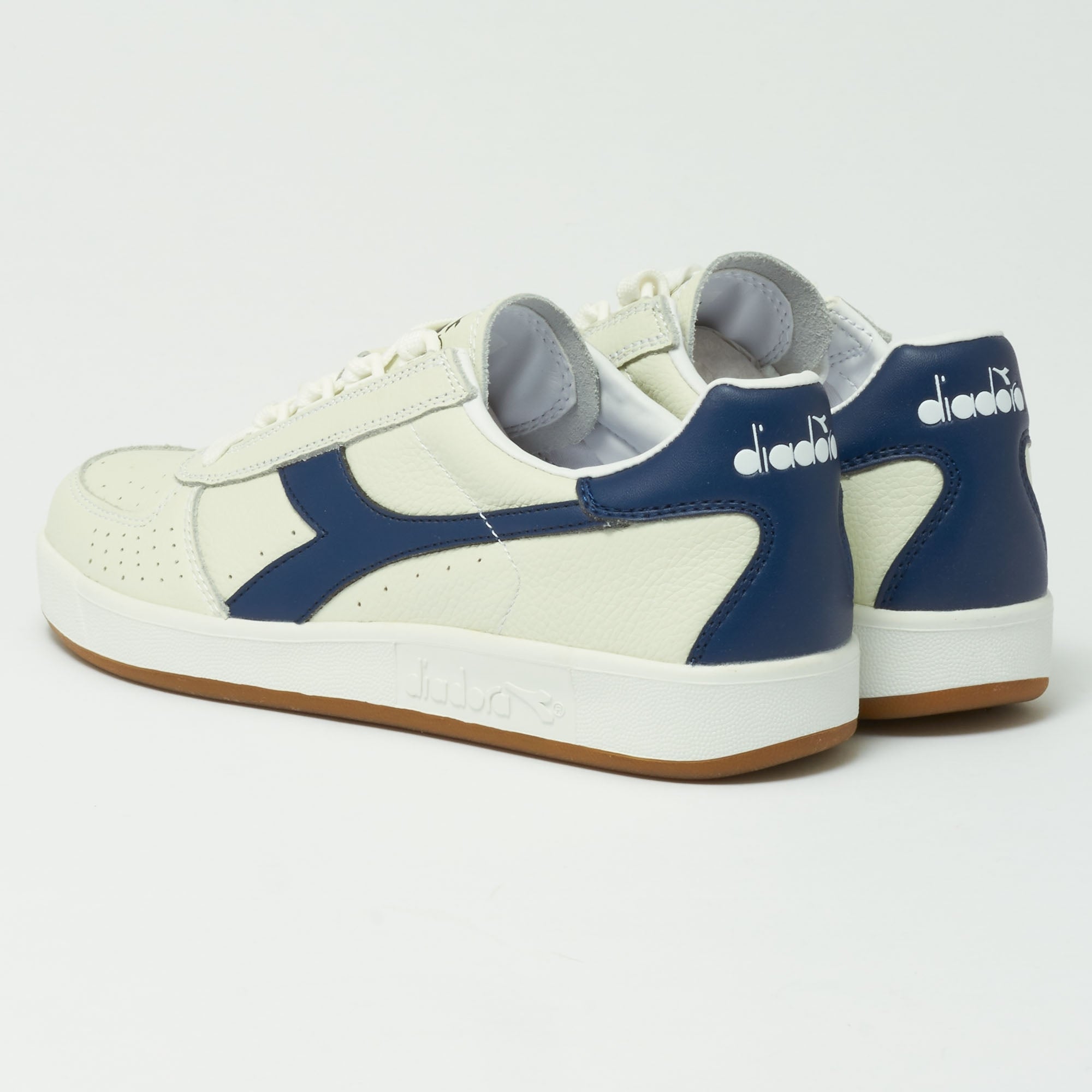 Diadora Borg Elite - White & Saltire Navy – Stuarts London