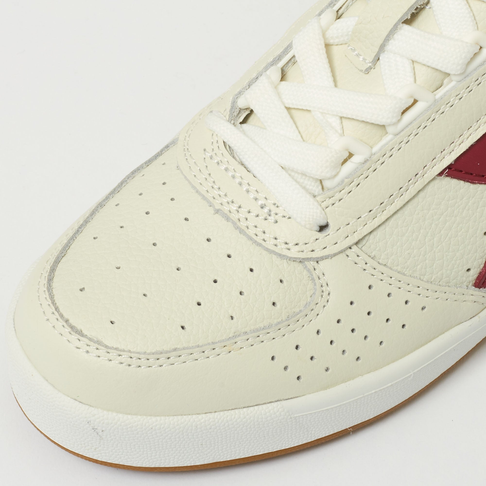Diadora Borg Elite - White & Tibetan Red