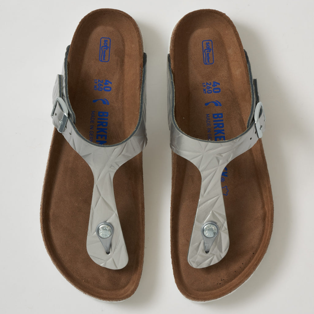 Birkenstock Womens Gizeh Sandals - Silver