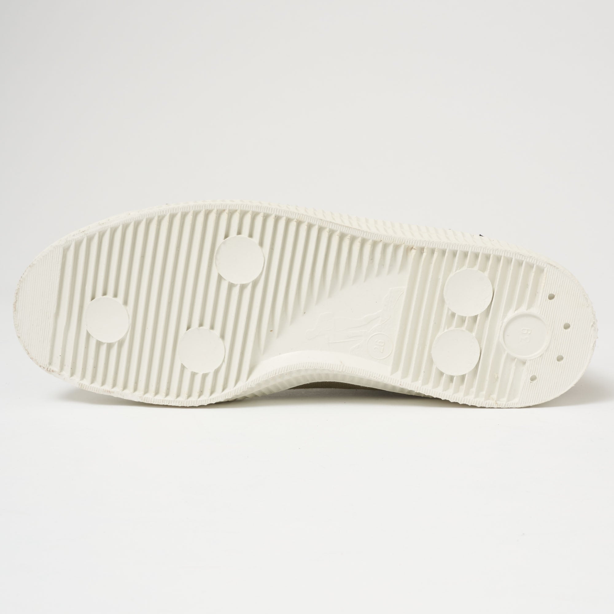 Novesta Star Dribble - Military Canvas