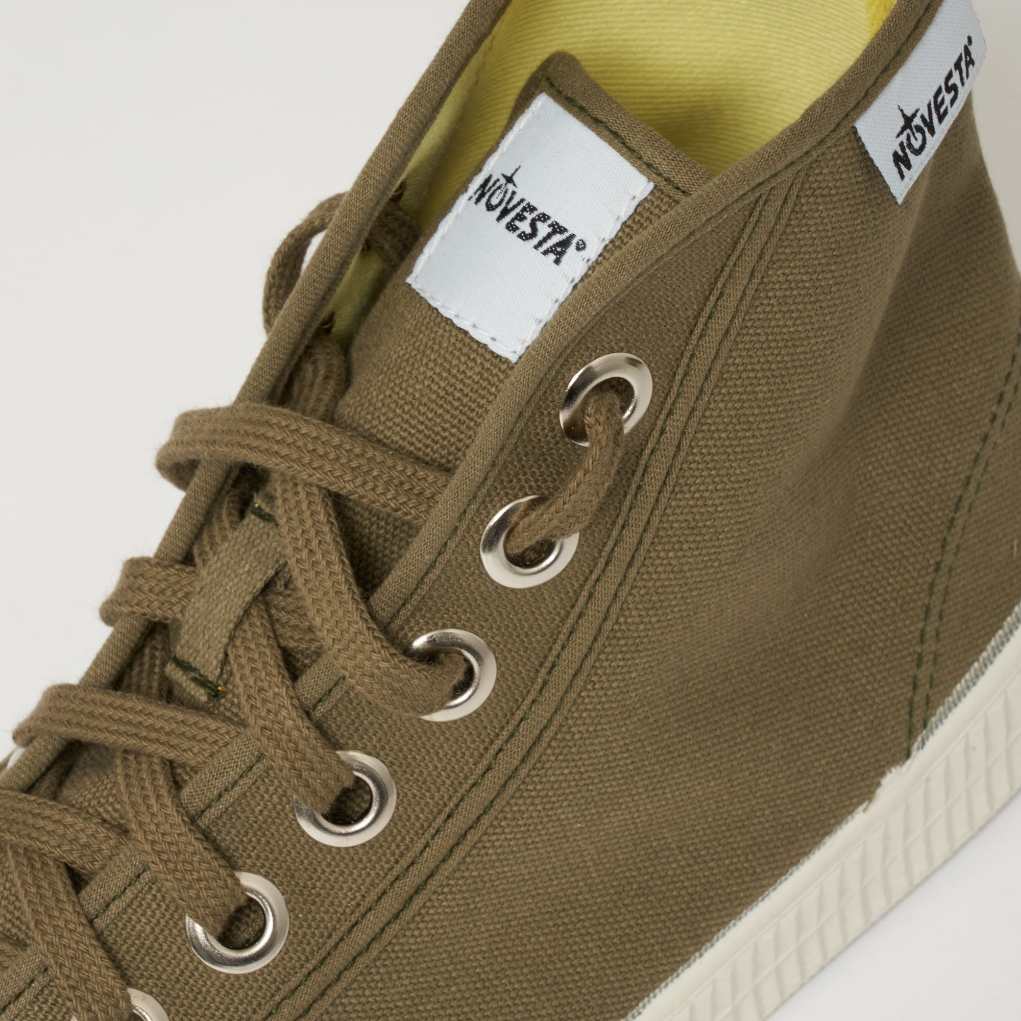 Novesta Star Dribble - Military Canvas