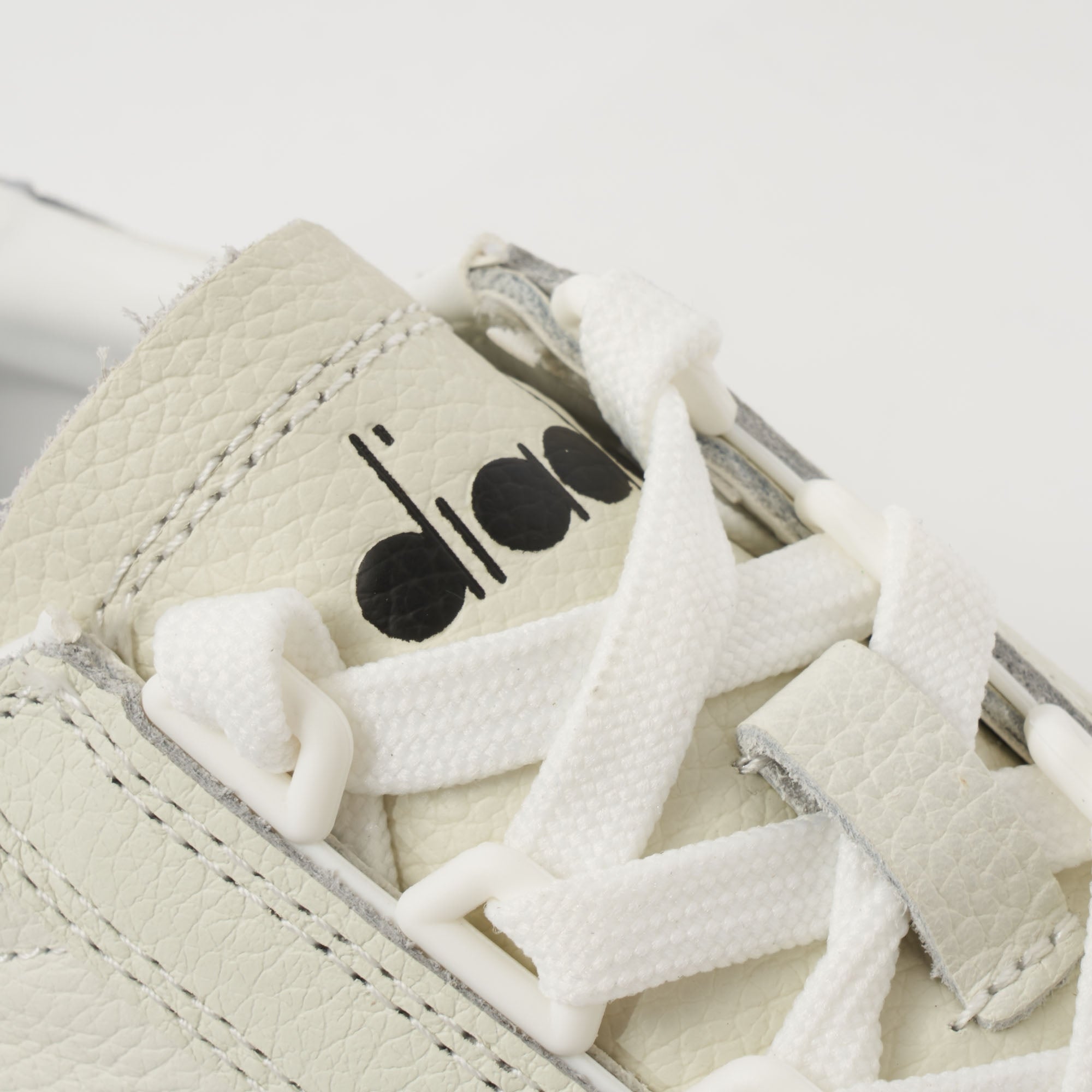 Diadora B.Elite L - White & Silver
