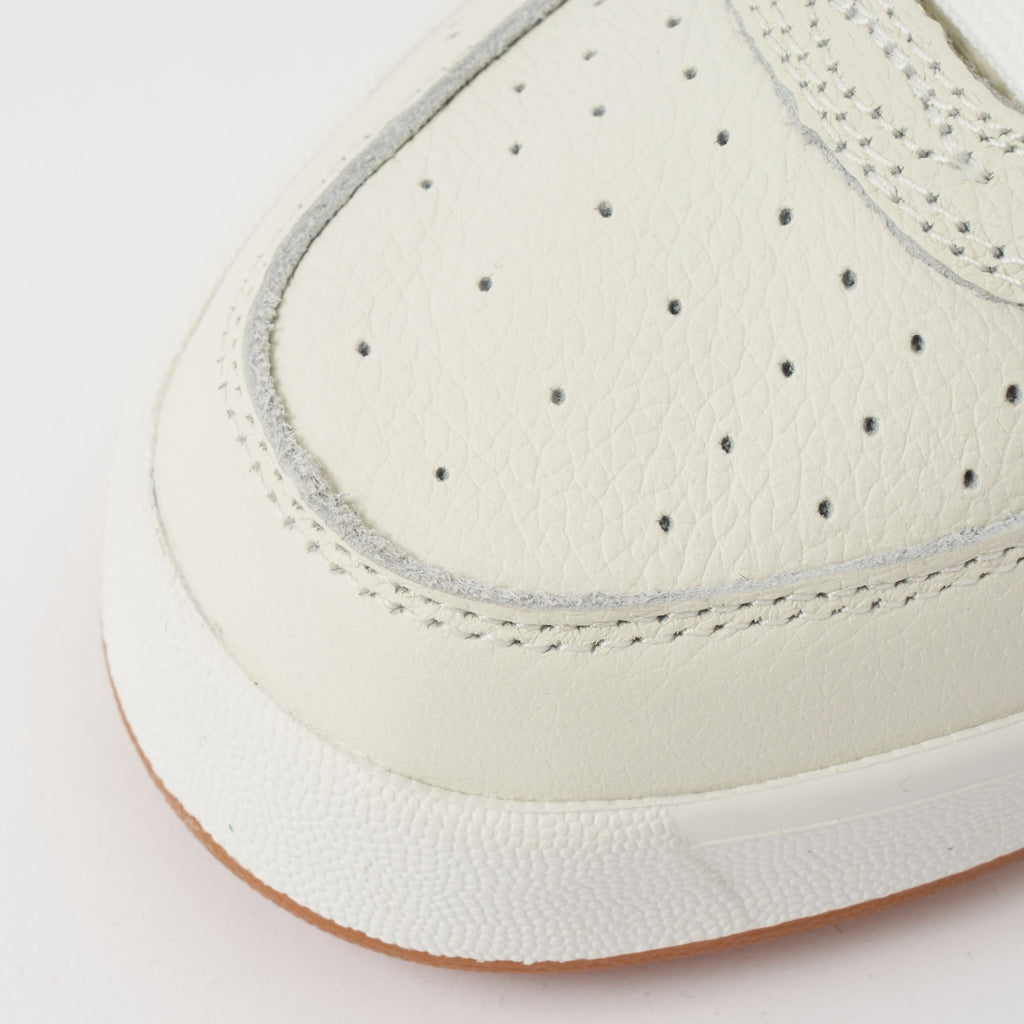 Diadora B.Elite L - White & Silver