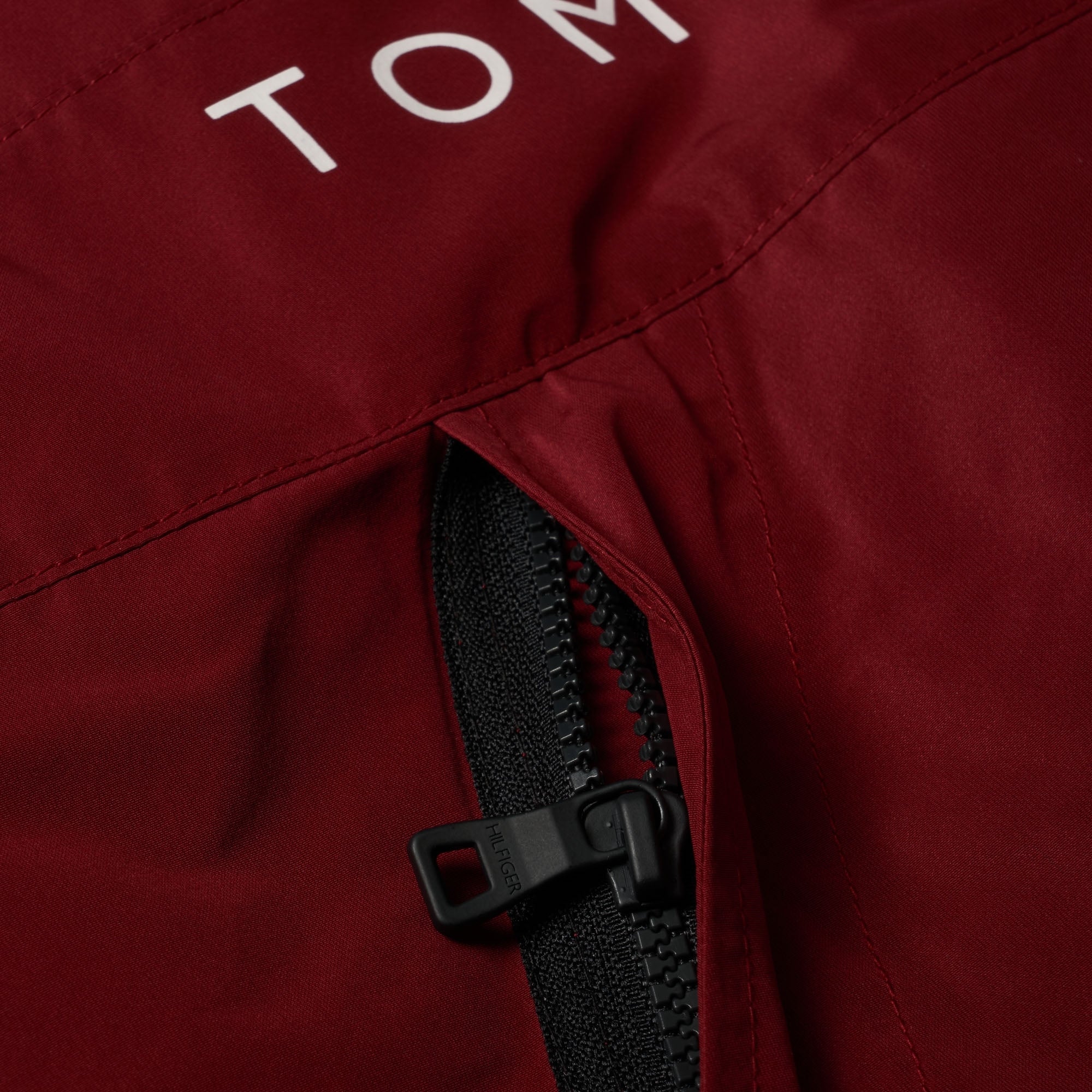 Tommy Hilfiger Padded Logo Anorak - Rhubarb