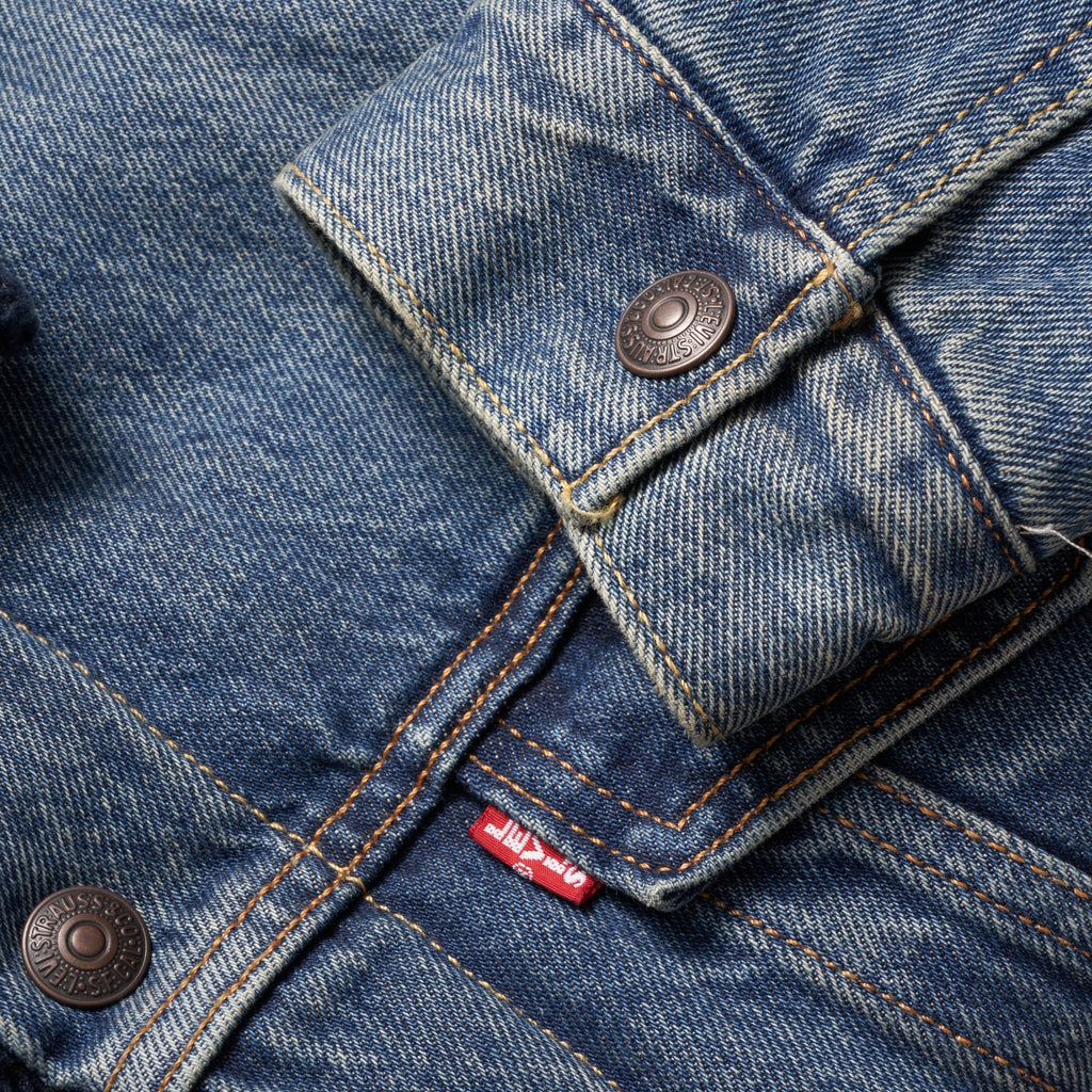 Levi's® Sherpa Trucker Jacket - Indigo