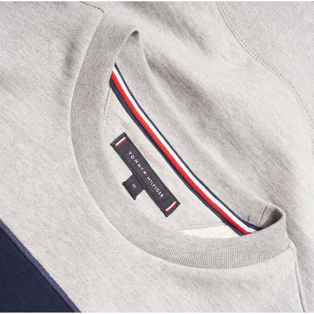 Crest Sweatshirt - Cloud Heather