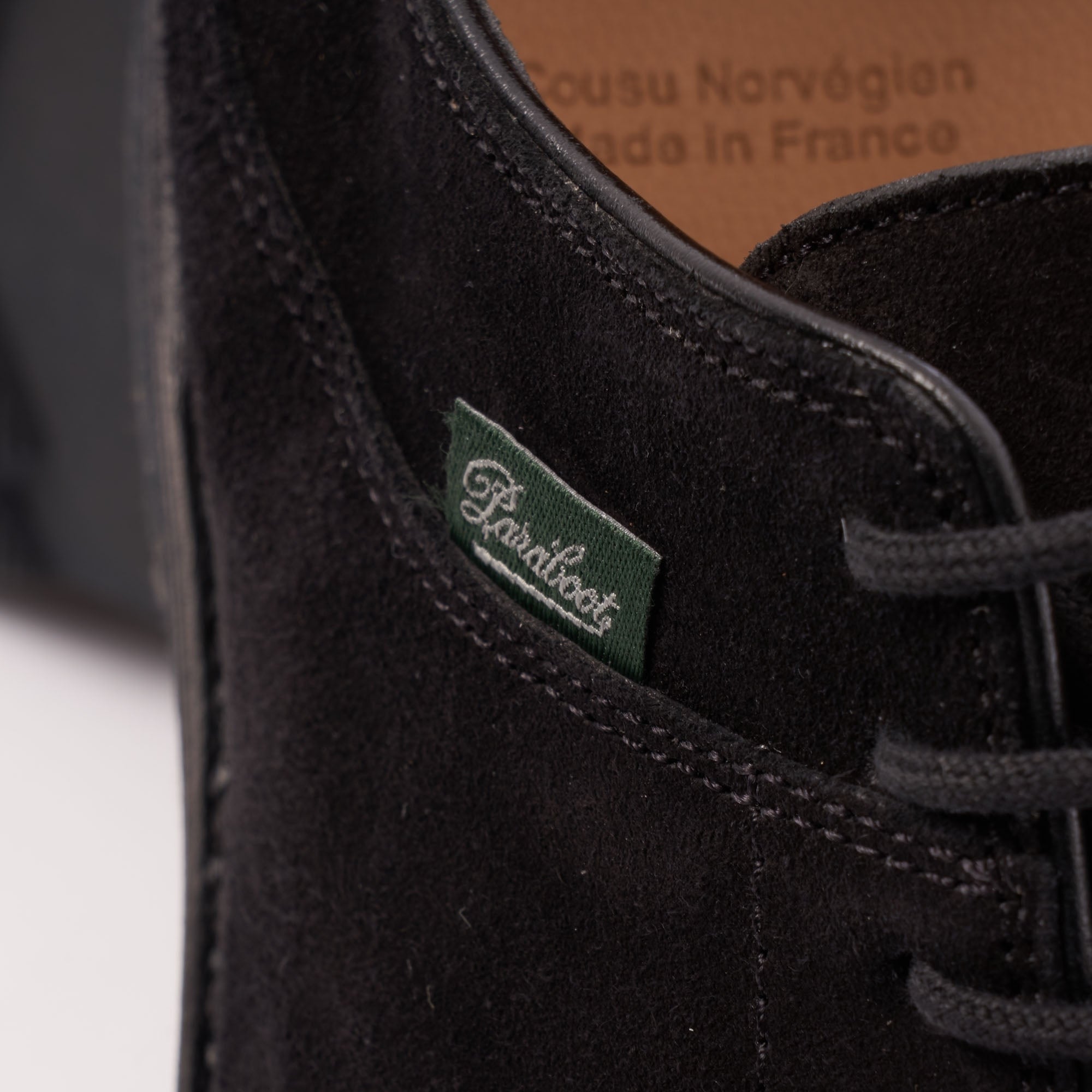 Avigon Griff II - Velvet Noir