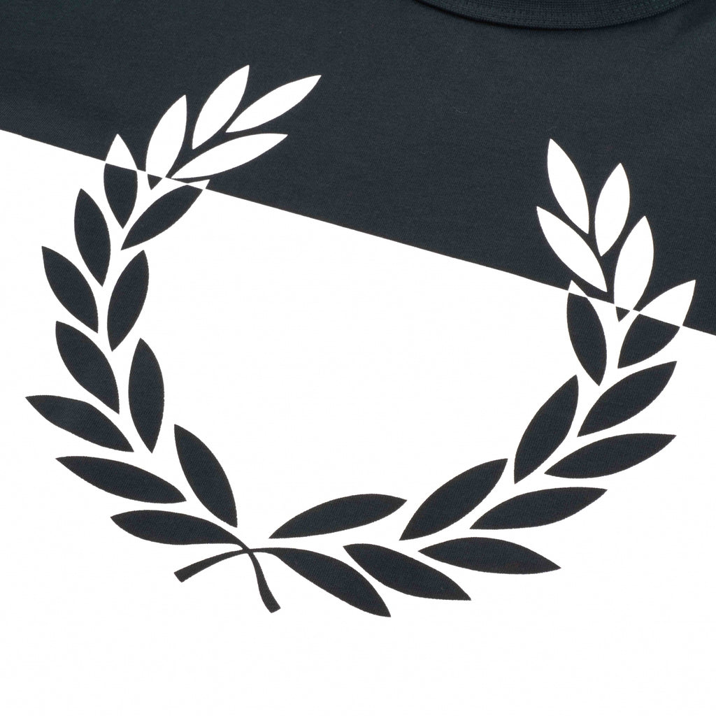 Fred Perry Wreath Tee - Dark Emerald