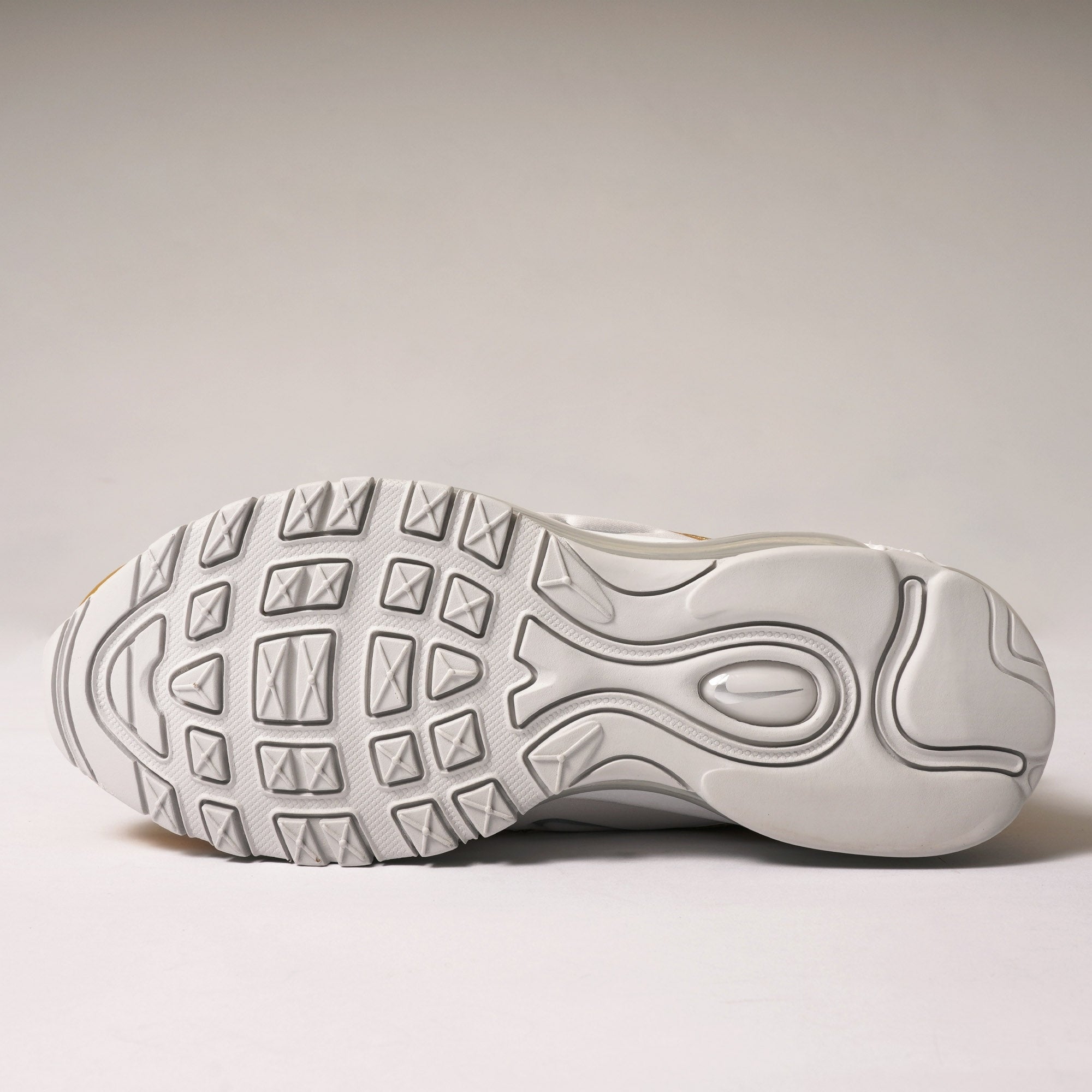 Air Max 97 SE - Grey, Silver, Gold & White