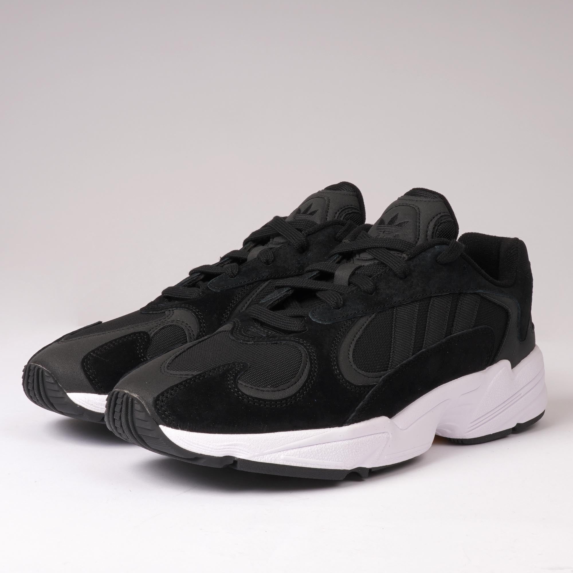Adidas Originals Yung-1 - Core Black & FTWR White