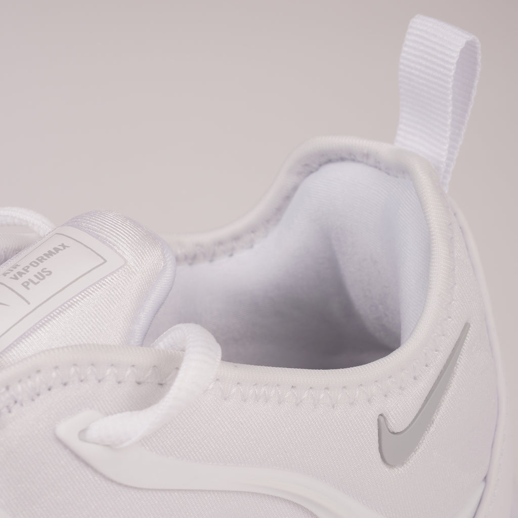 Nike Air Vapormax Plus - White & Pure Platinum