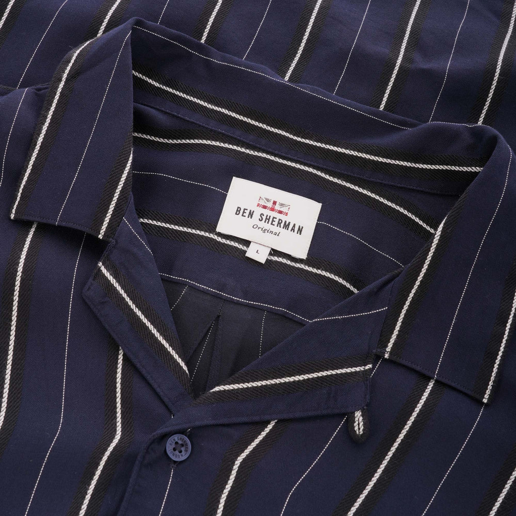 Ben Sherman Short Sleeve Satin Stripe Shirt - Navy
