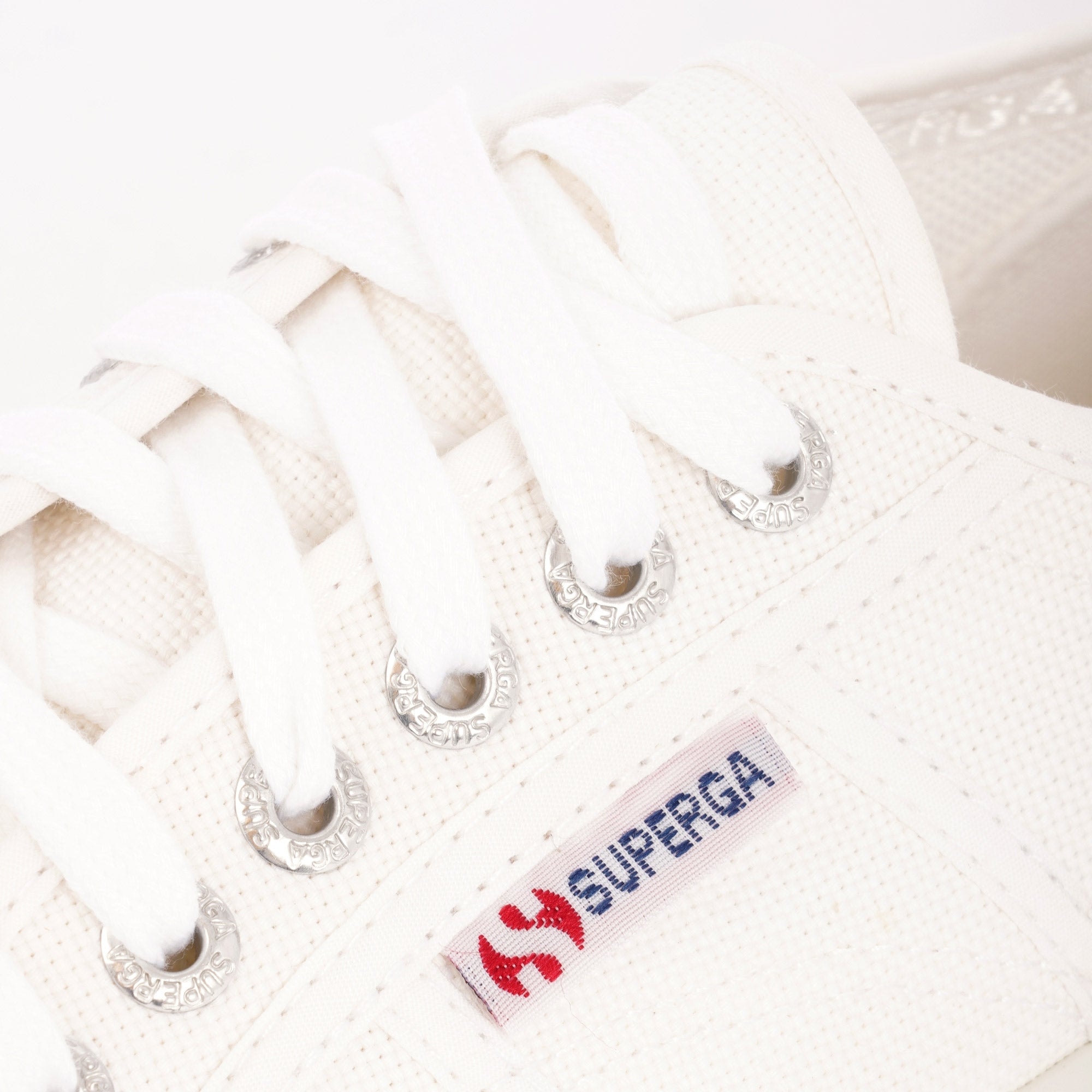 2750 COTU Classic - White