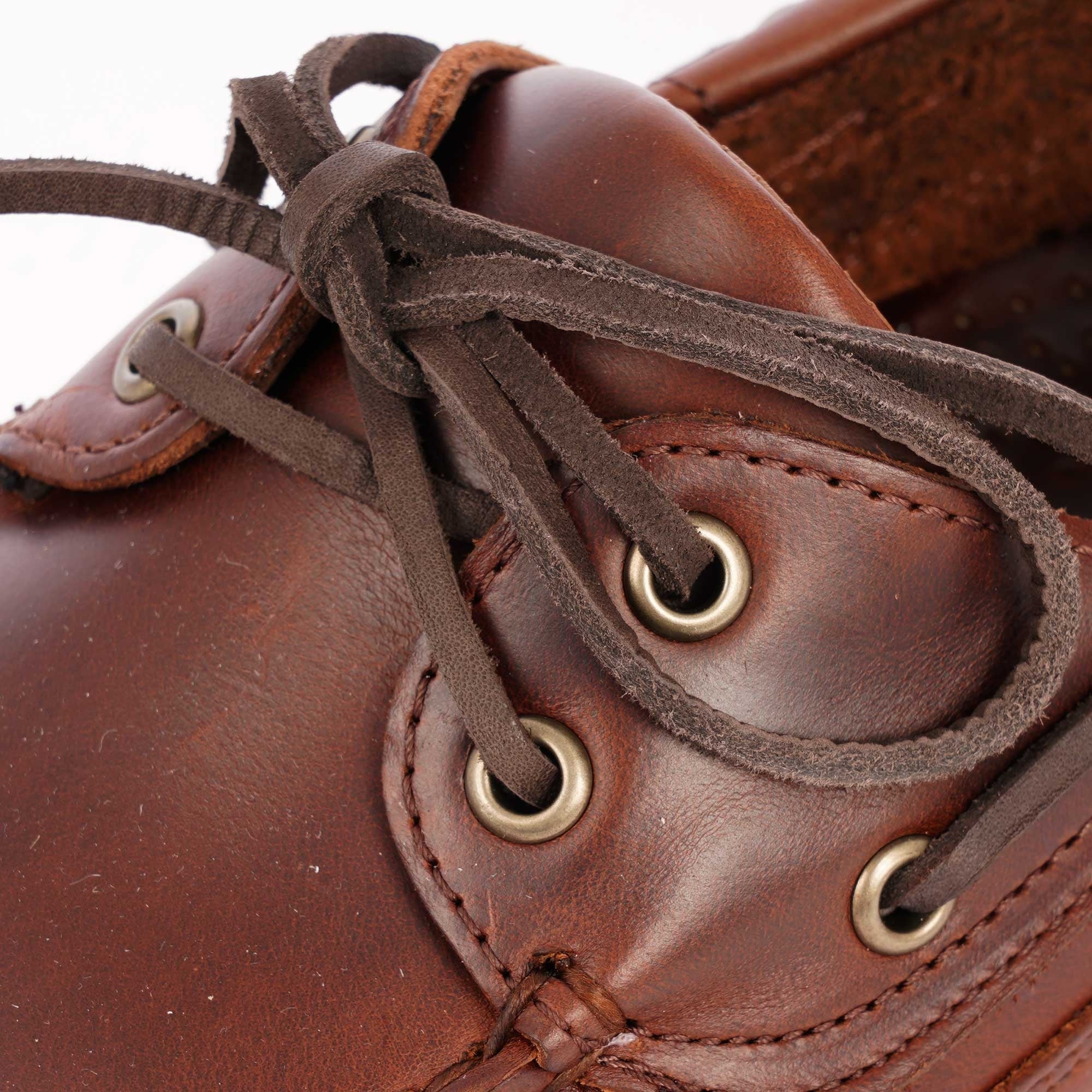 Schooner Waxed Leather Boat Shoes - Brown