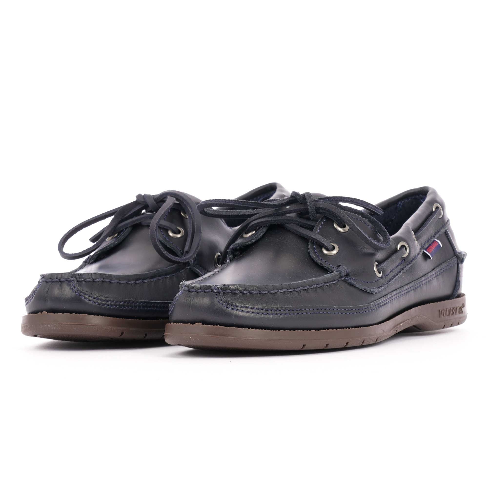 Schooner Waxed Leather Boat Shoes - Navy