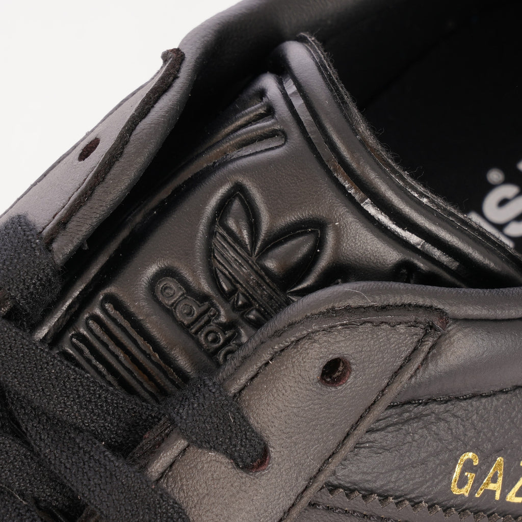 Gazelle - Core Black & Gum 3