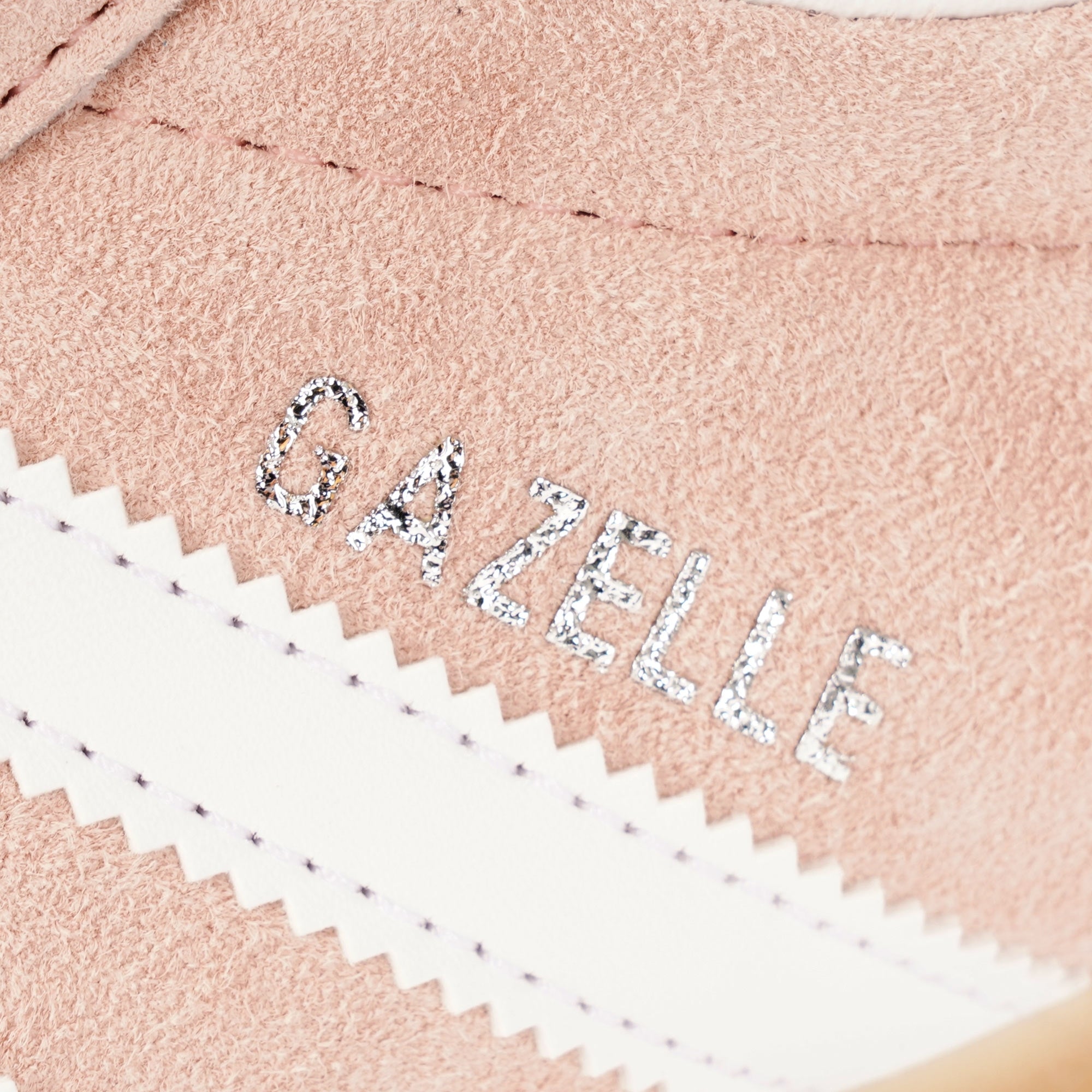 Adidas Originals Womens Gazelle - Cleora, FTW White & Ecru Tint