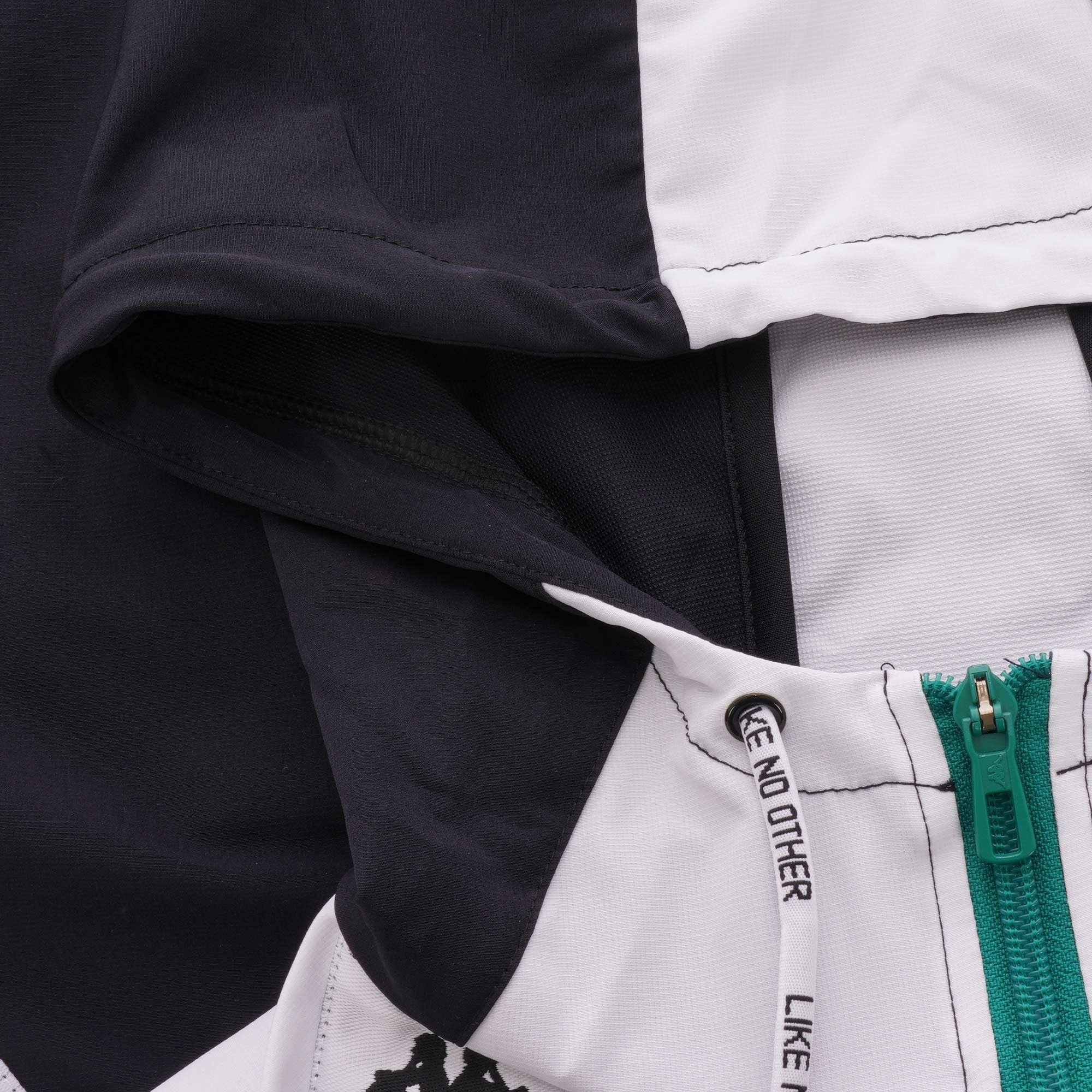 Kappa Bakit Authentic Anorak - Black & White