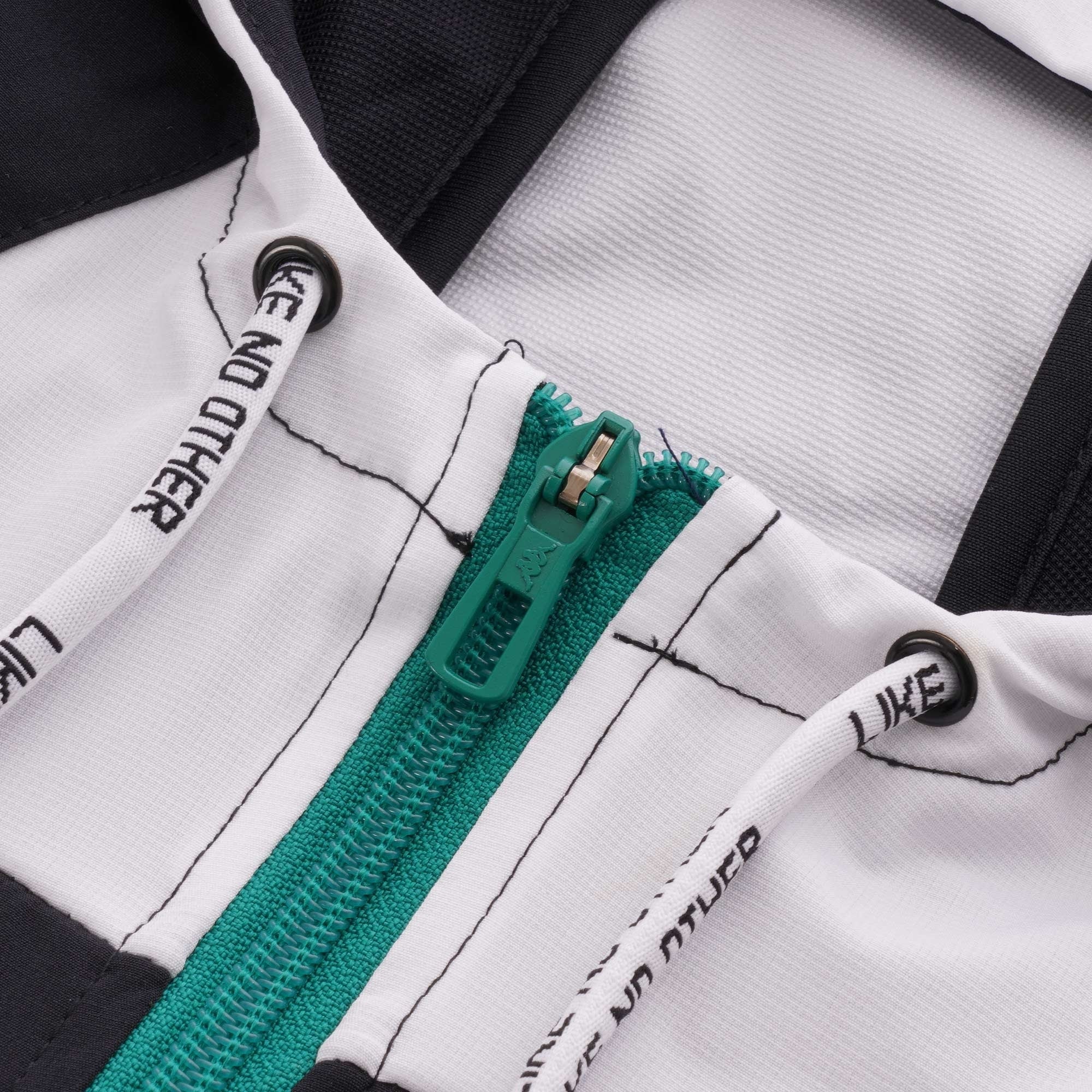 Kappa Bakit Authentic Anorak - Black & White