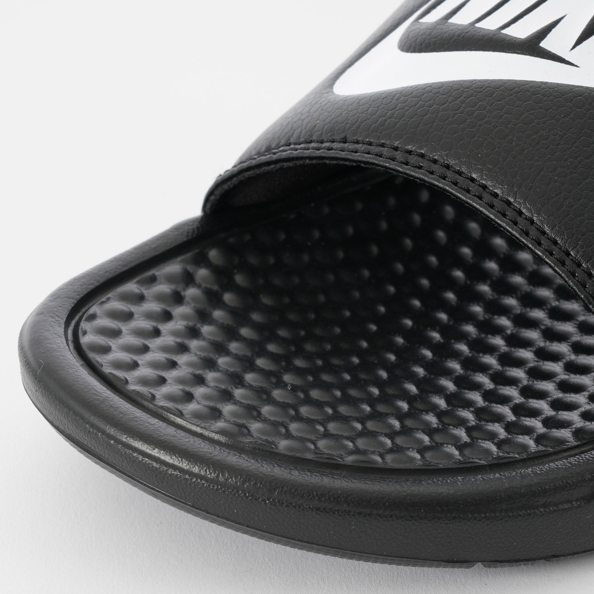 Nike Benassi JDI Slides - Black & White