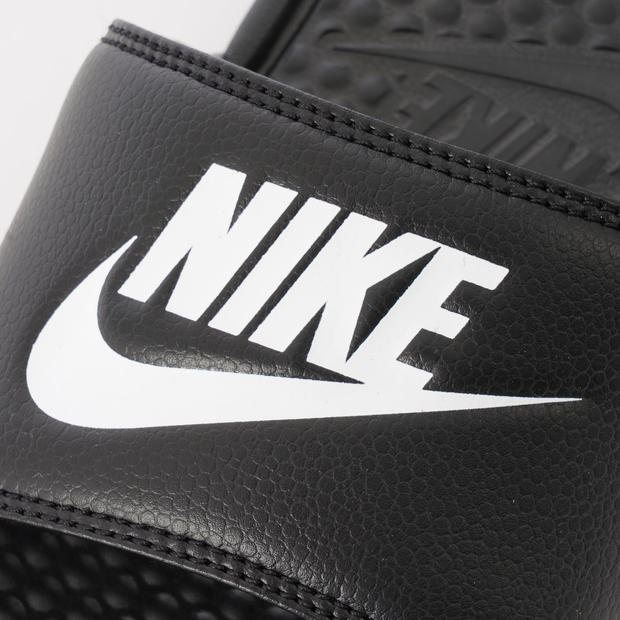Nike Benassi JDI Slides - Black & White