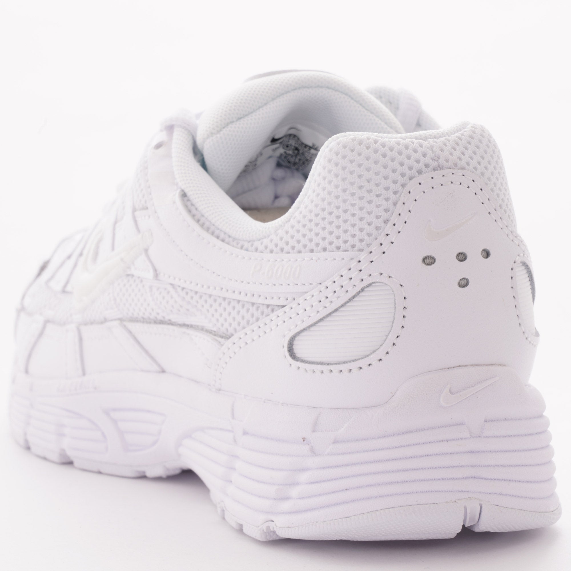 Nike Womens P-6000 - White
