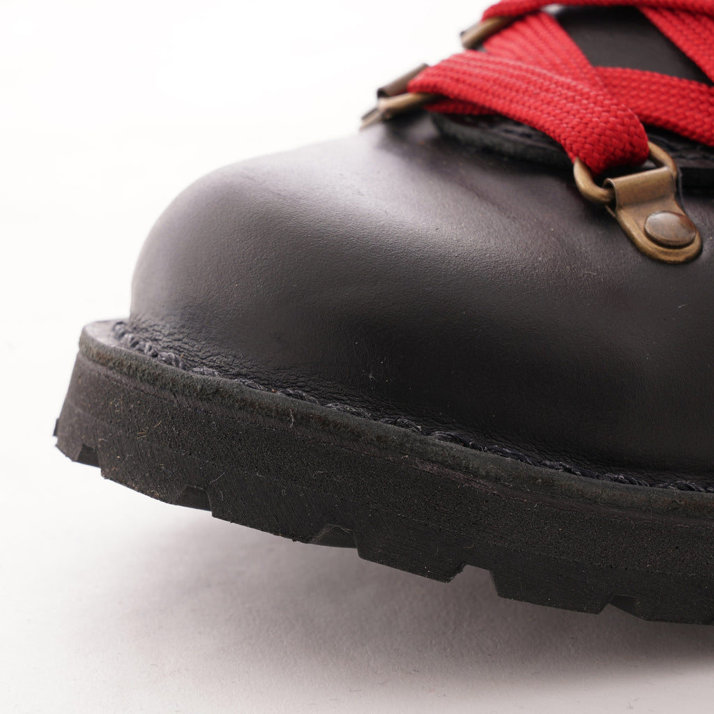Danner Mountain Pass - Black - Womens