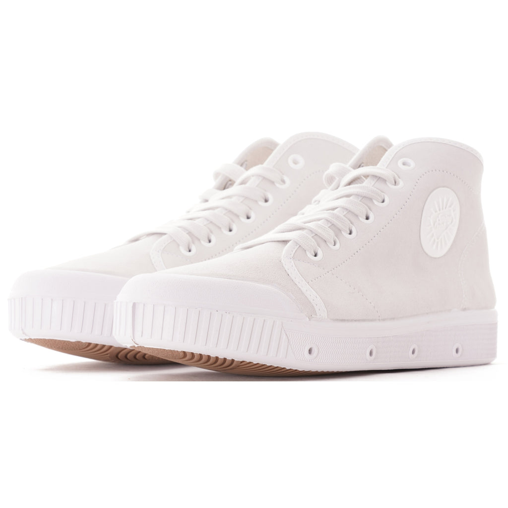 Spring Court B2 Suede - White