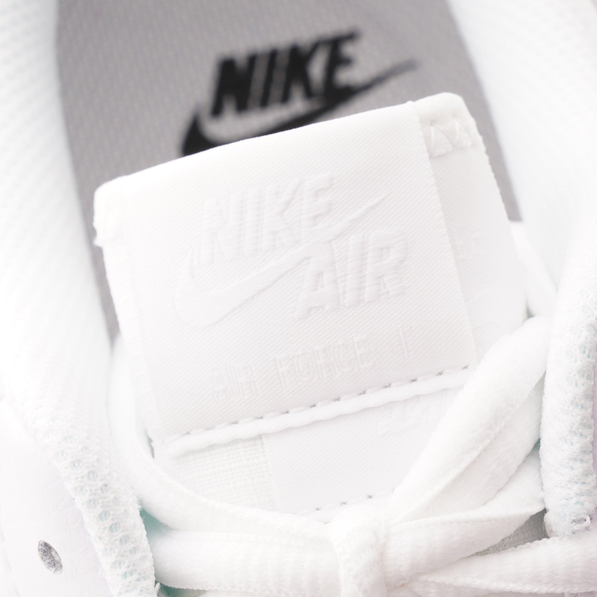 Nike Women's Air Force 1 Shadow - White