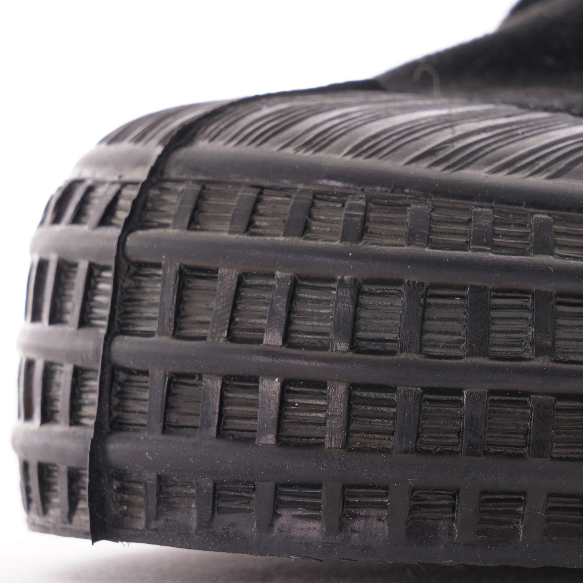 Novesta Star Chukka Suede - Black