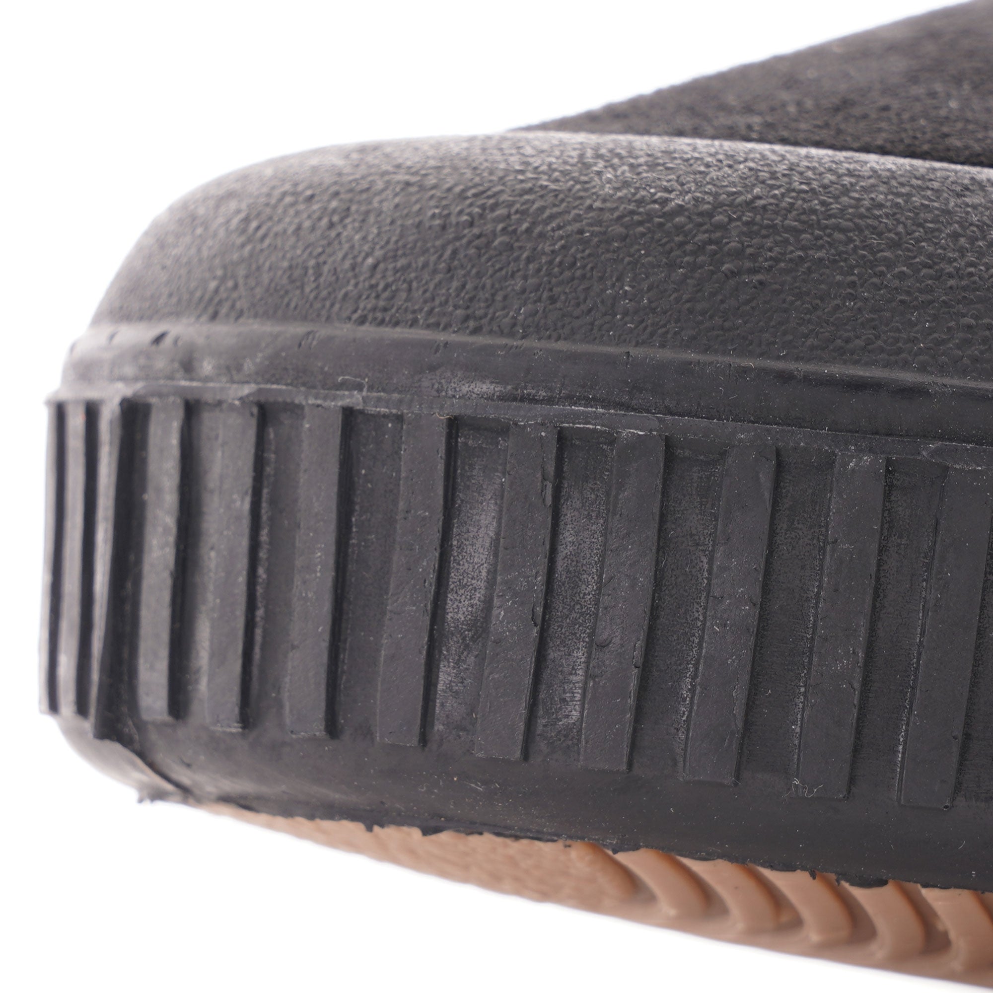 Spring Court B2 Suede - Black