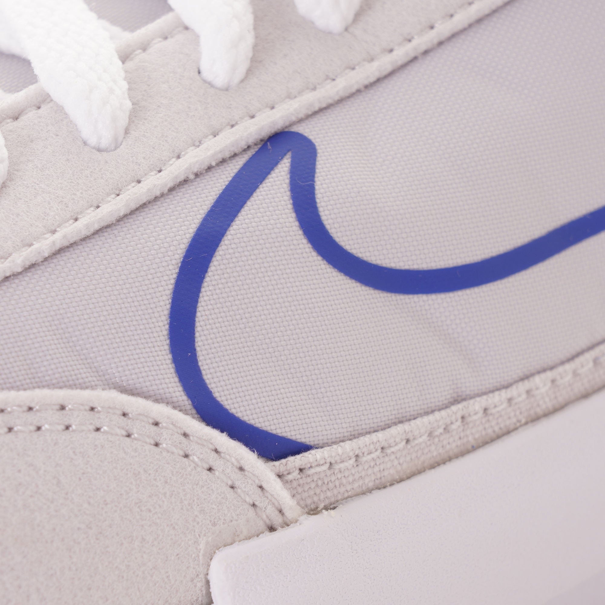 Nike Drop Type LX - Grey
