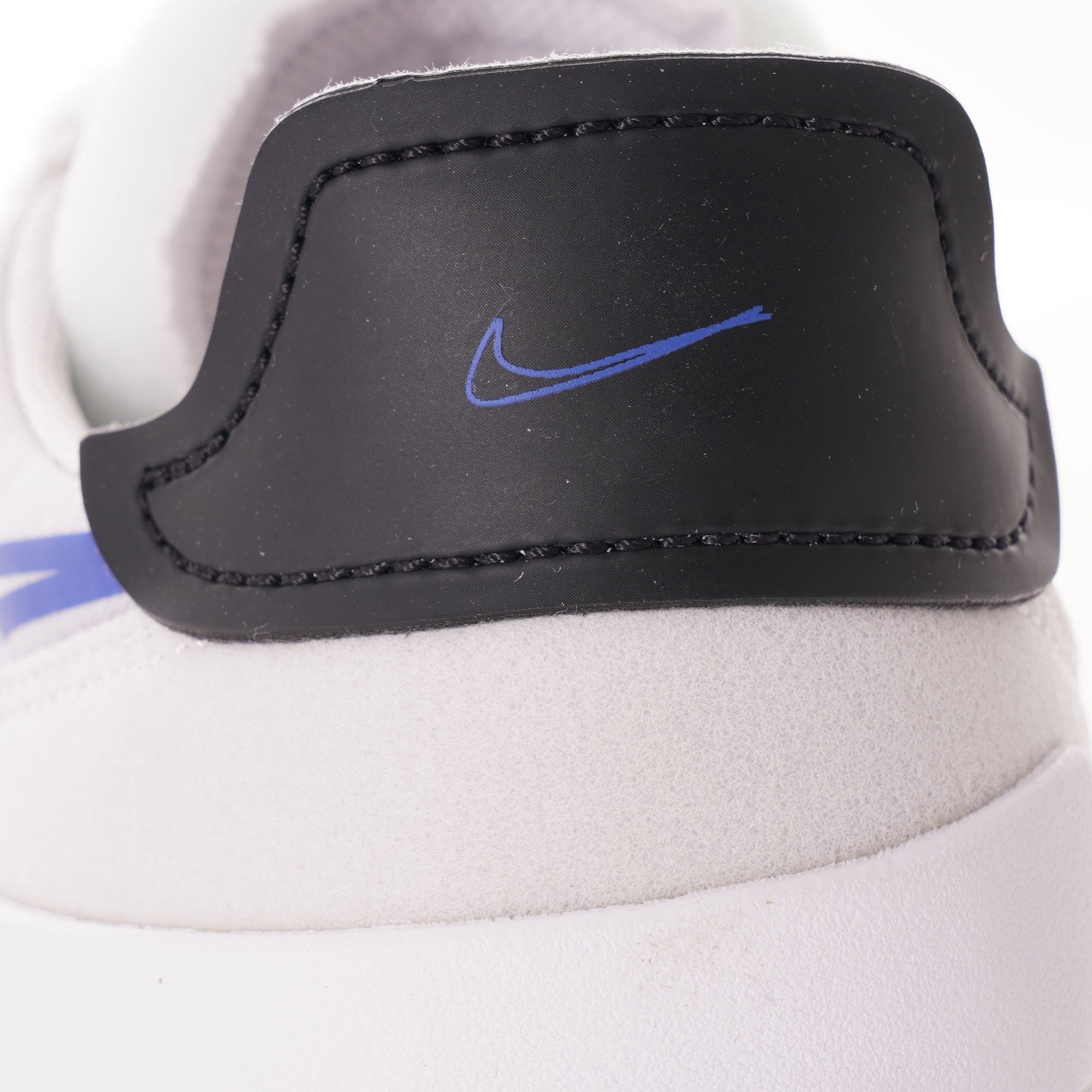 Nike Drop Type LX - Grey