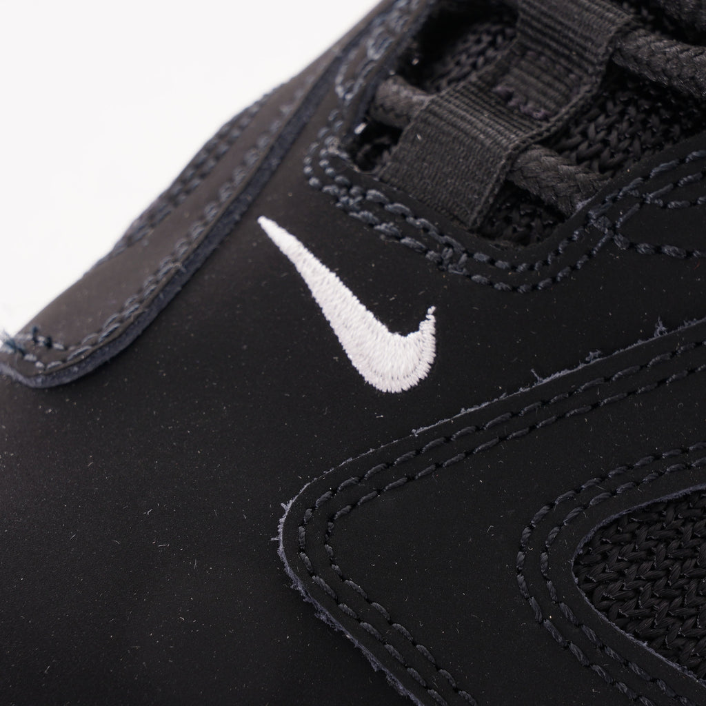 Nike Barrage Low - Black