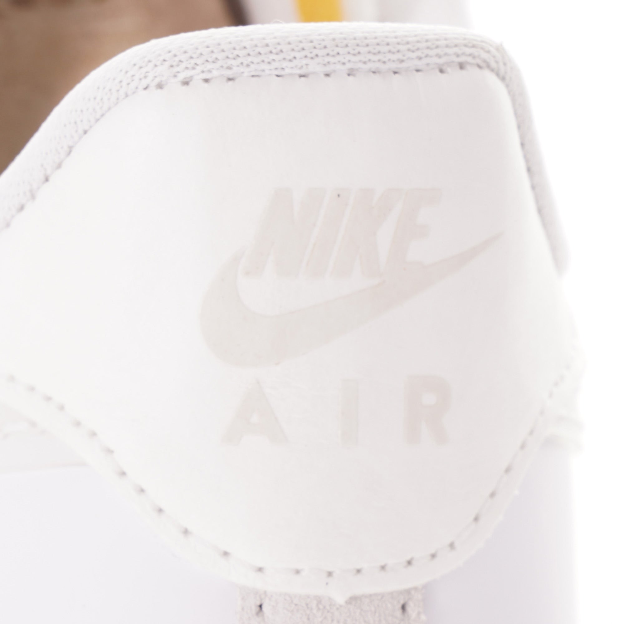 Nike Air Force 1 '07 LV8 - White/Sail/Black/White
