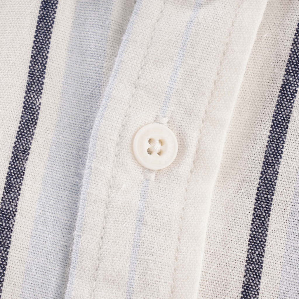 Levi's® Classic Standard Short Sleeve Shirt - Cloud
