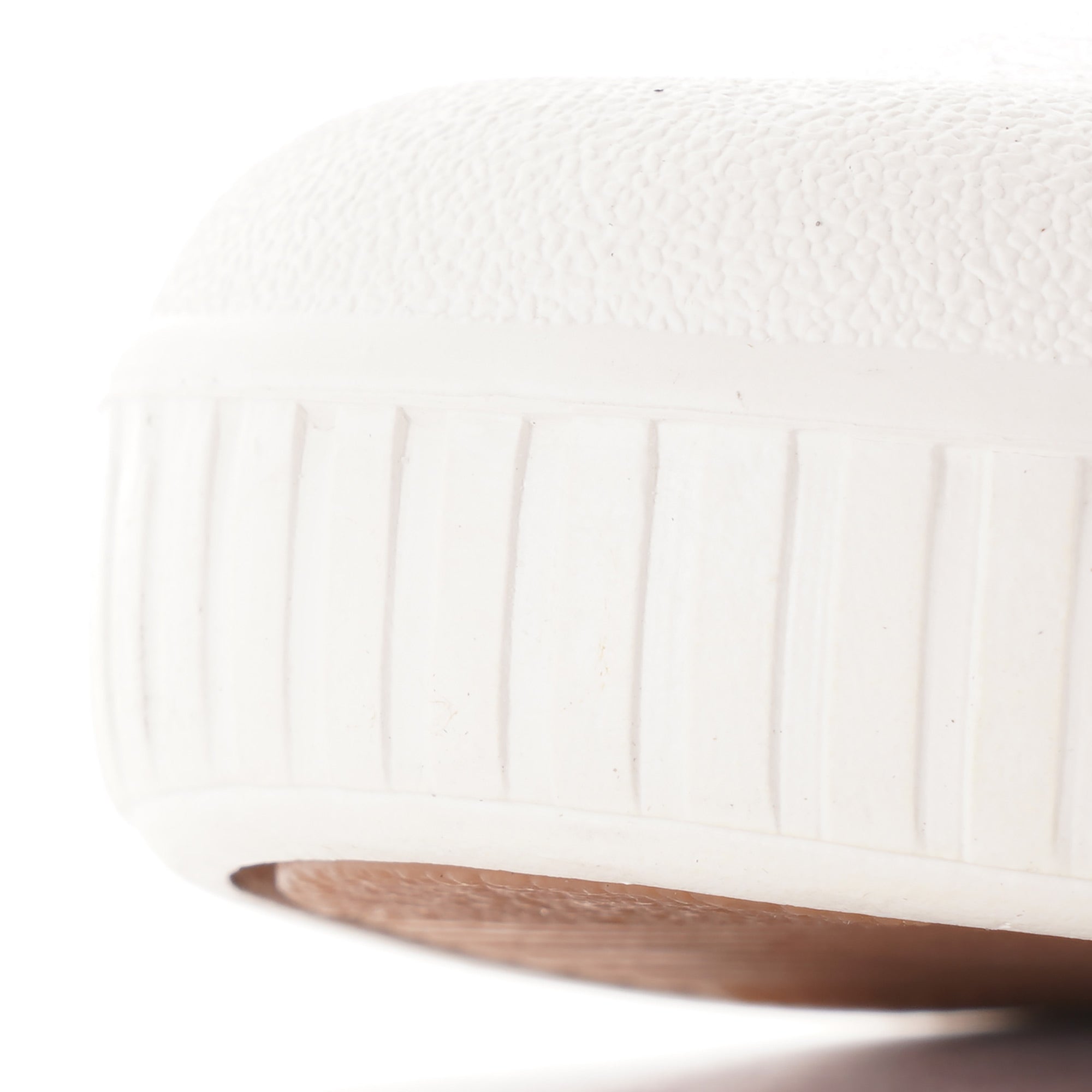 Spring Court G2 Clay Crackled Leather - White