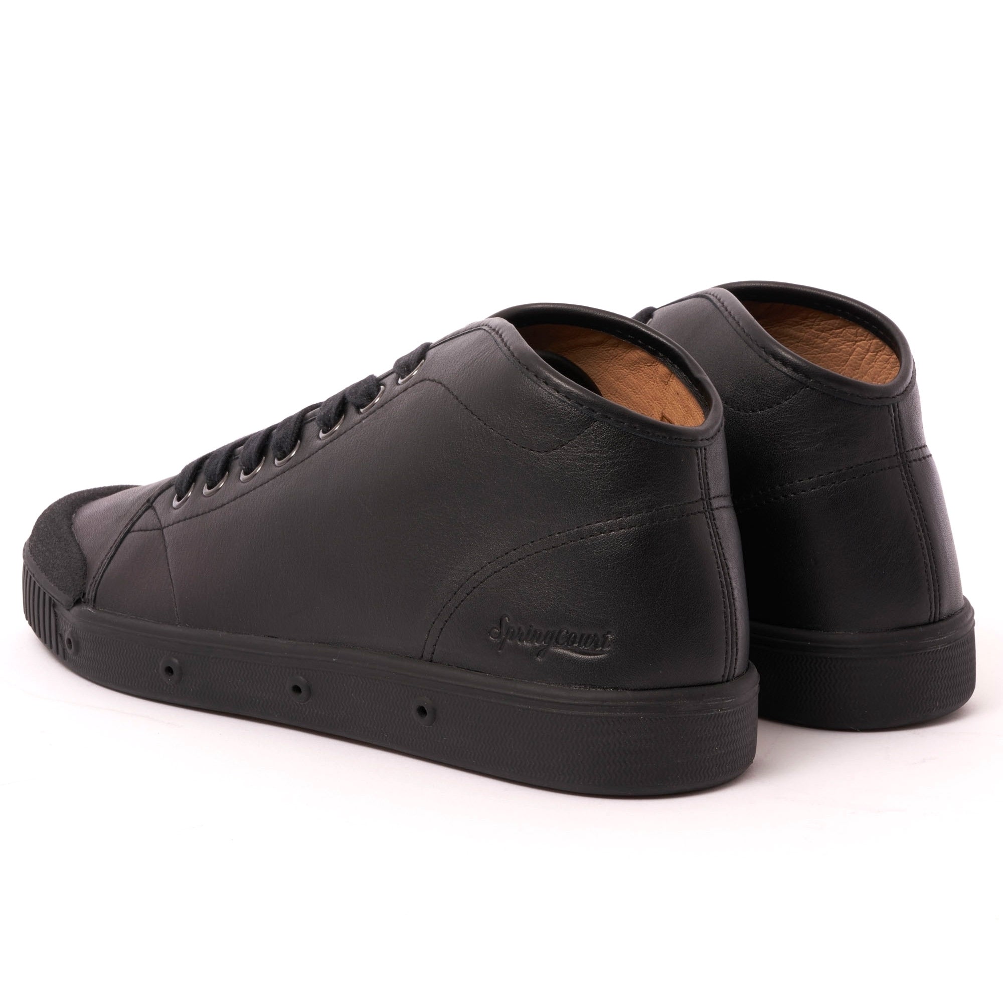 Spring Court Classic B2 Leather Shoes - Black