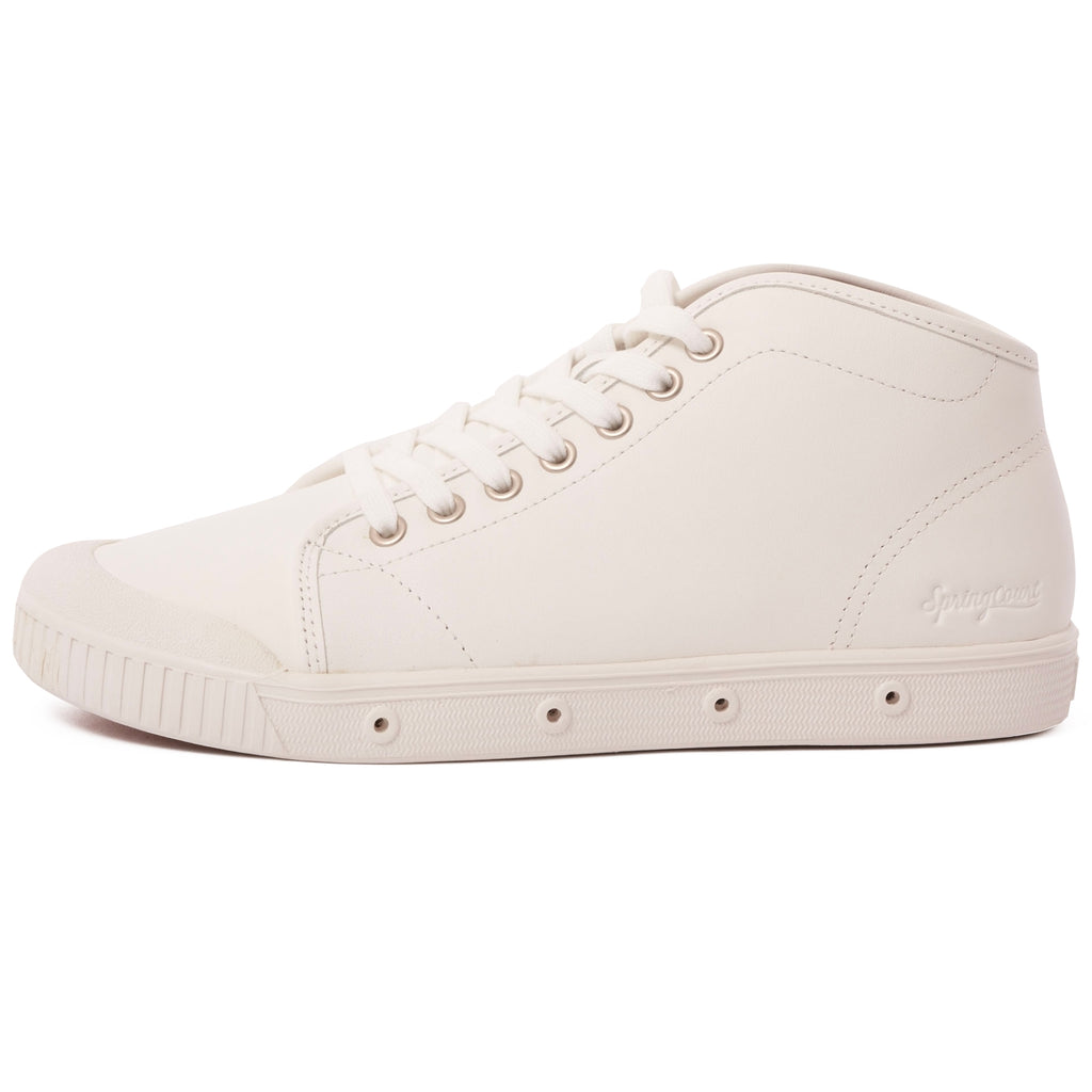 Spring Court Classic B2 Leather Shoes - White