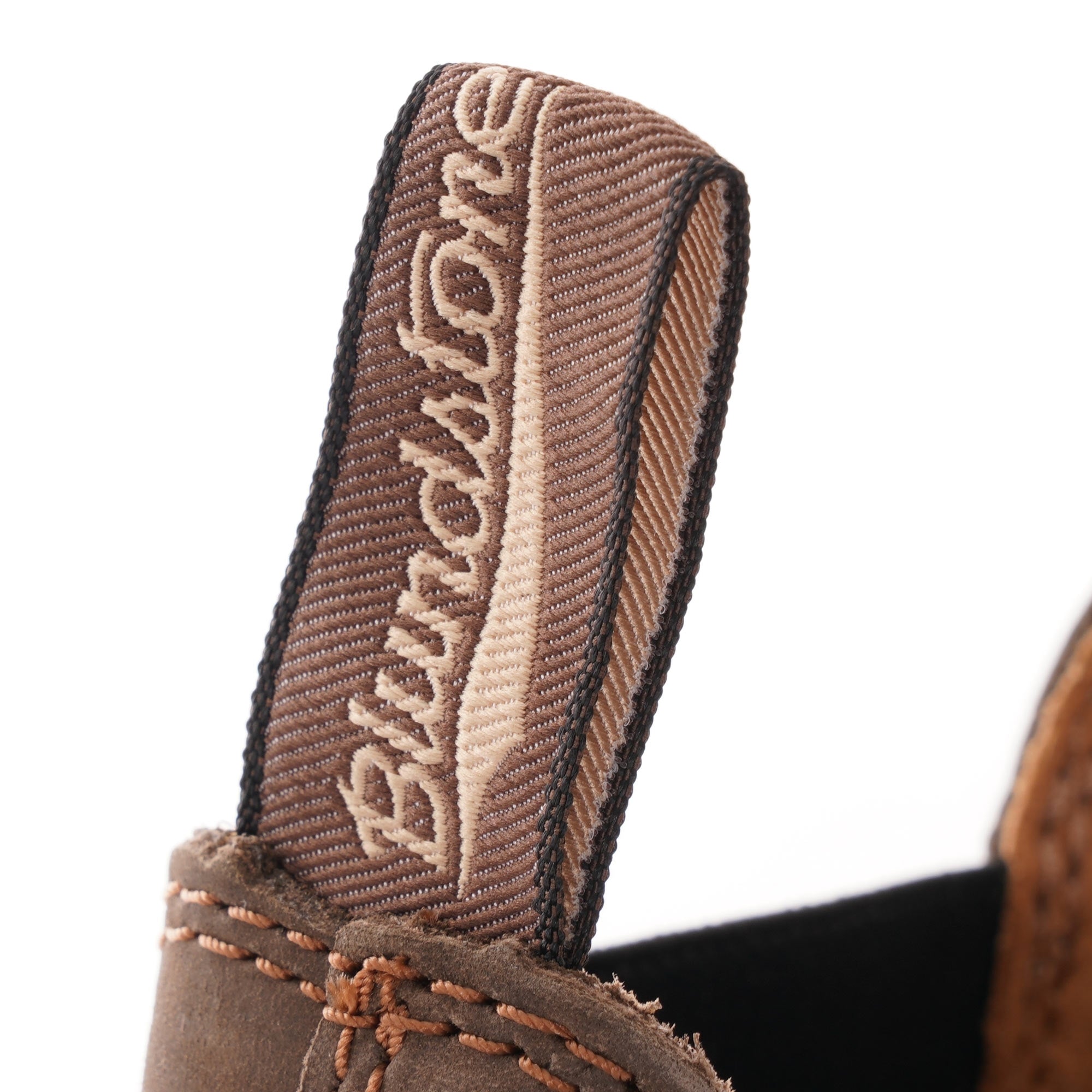 585 Chelsea Boots - Rustic Brown