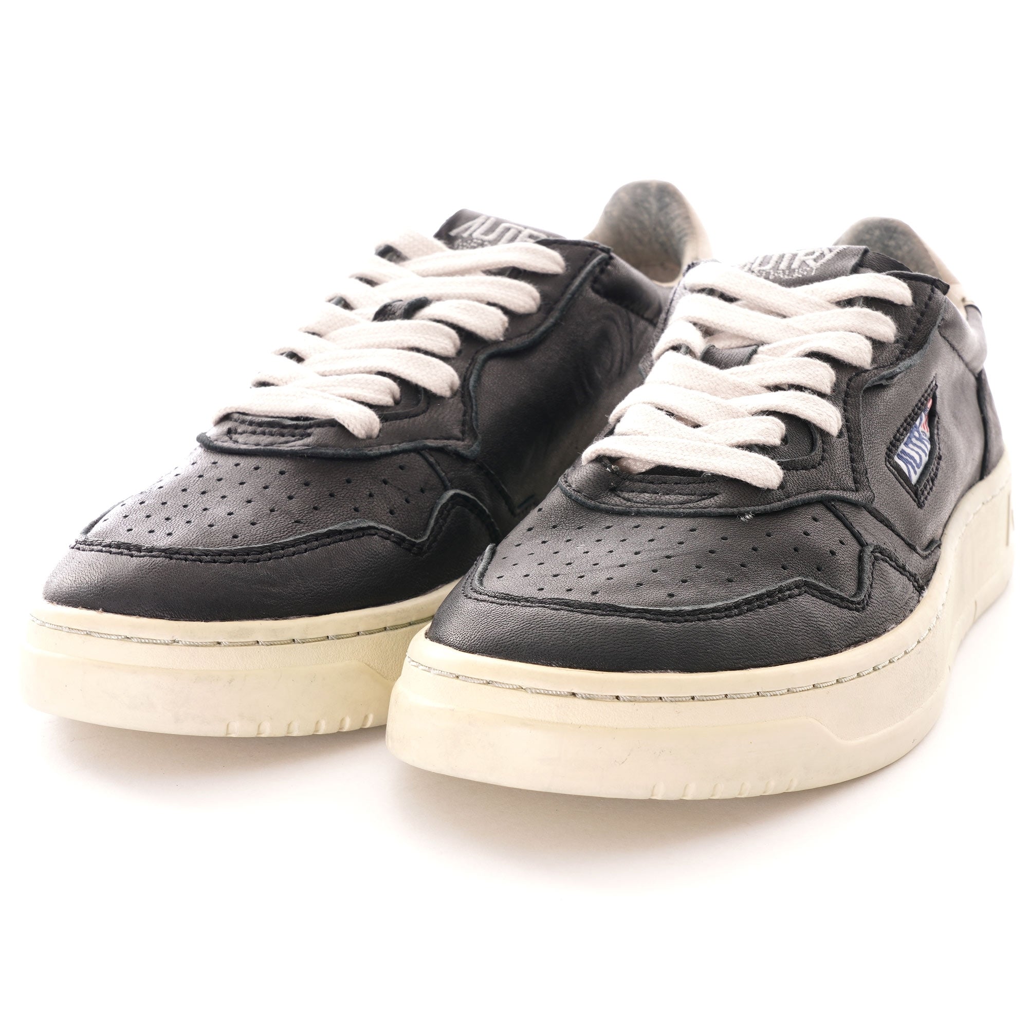Autry Medalist Leather - Black