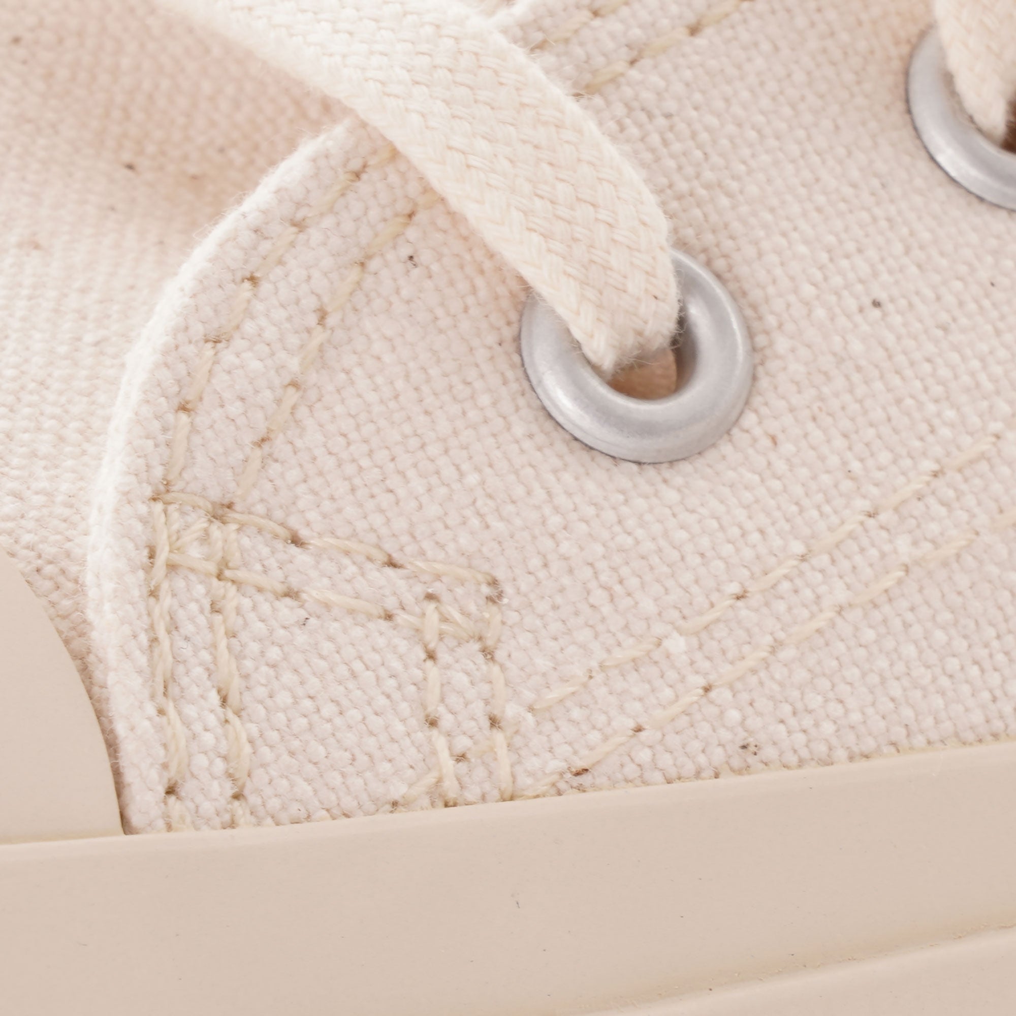 01JP High Canvas Sneakers - White